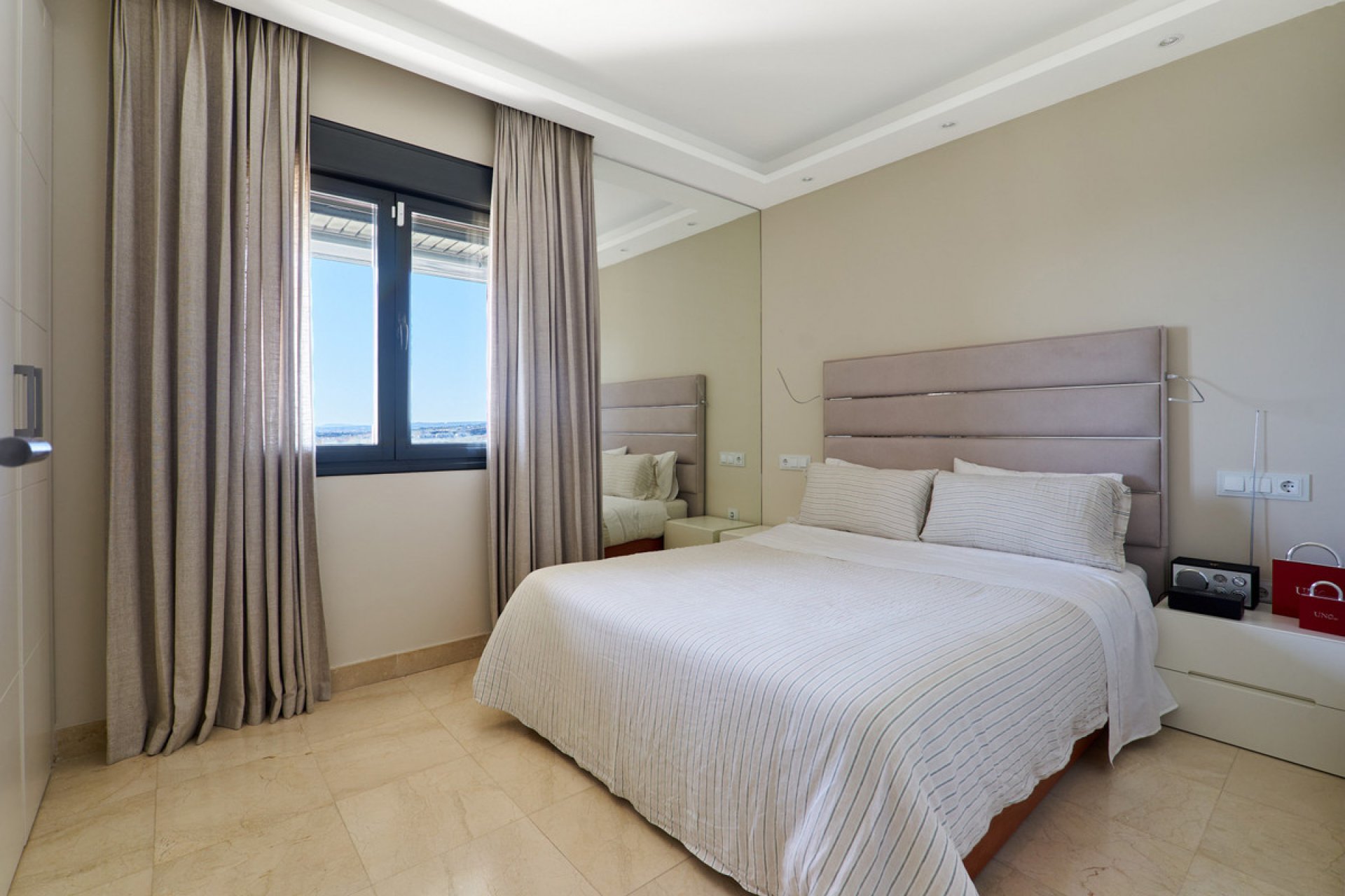 Resale - Apartment - Penthouse - Estepona - Estepona Centro