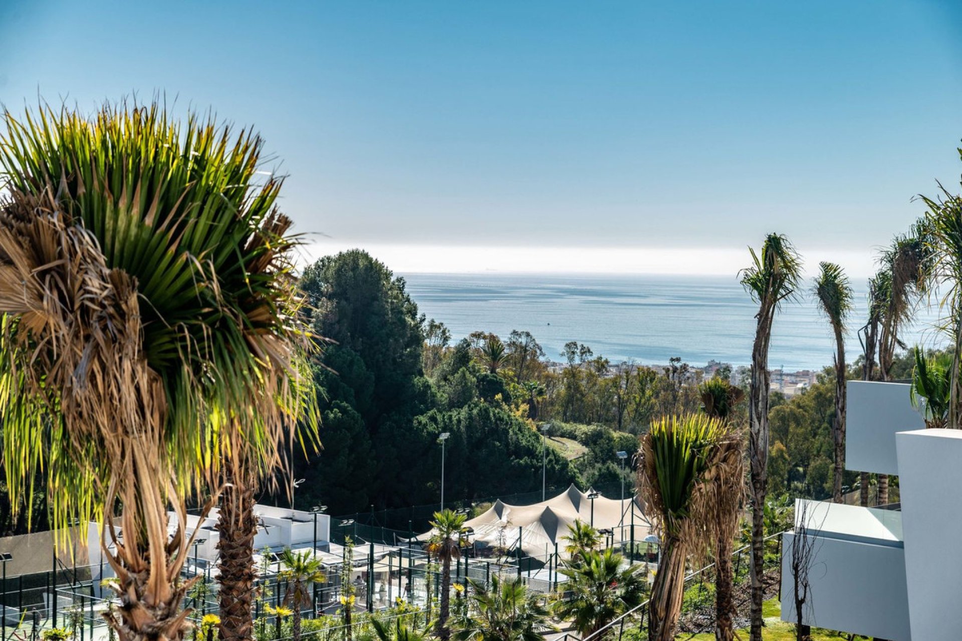 Resale - Apartment - Penthouse - Estepona - Estepona Centro