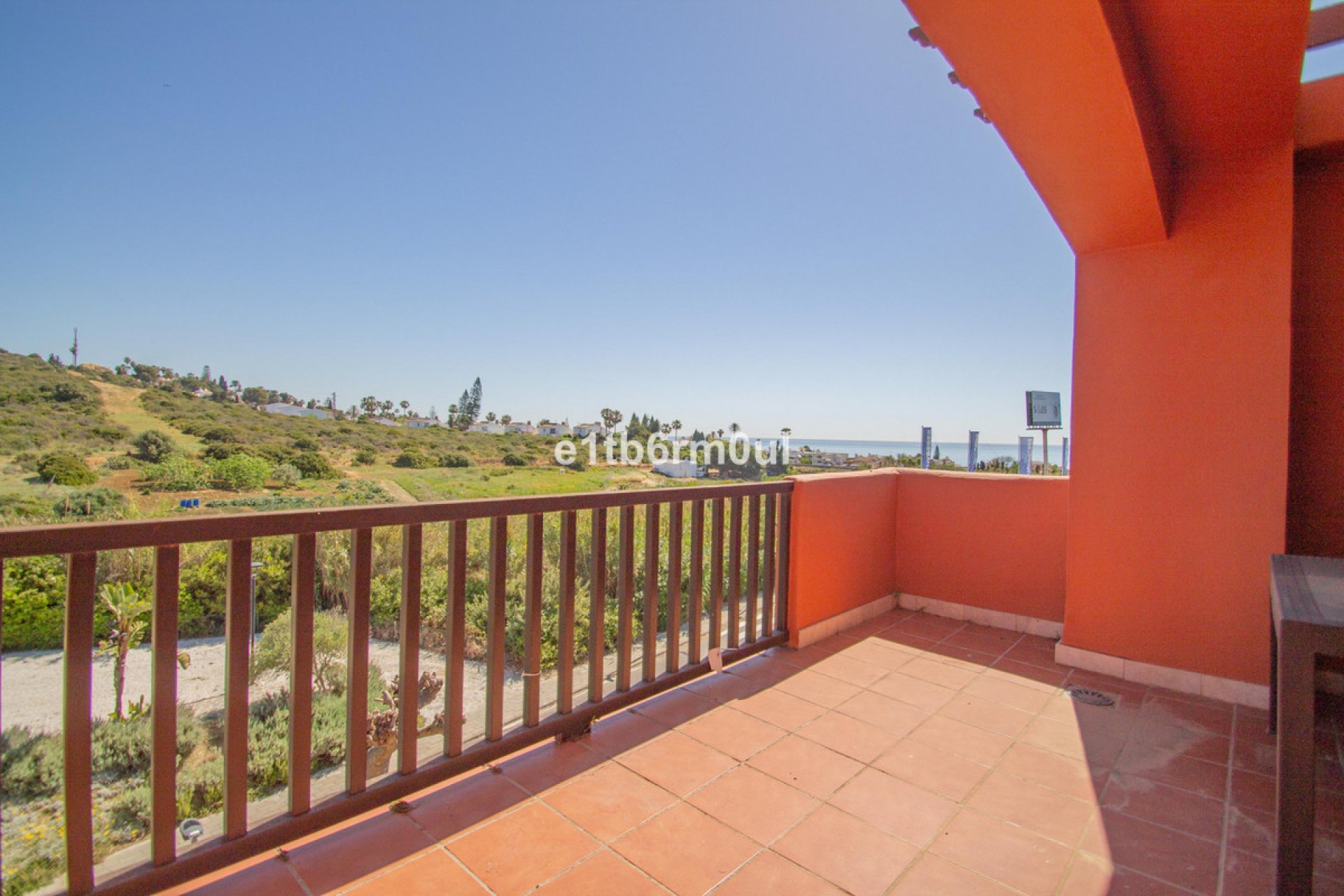 Resale - Apartment - Penthouse - Estepona - Estepona Centro