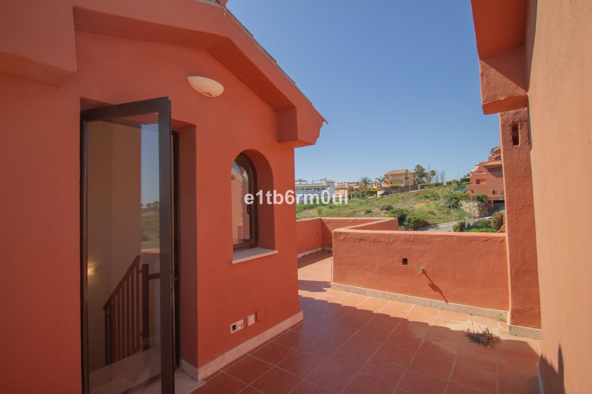 Resale - Apartment - Penthouse - Estepona - Estepona Centro