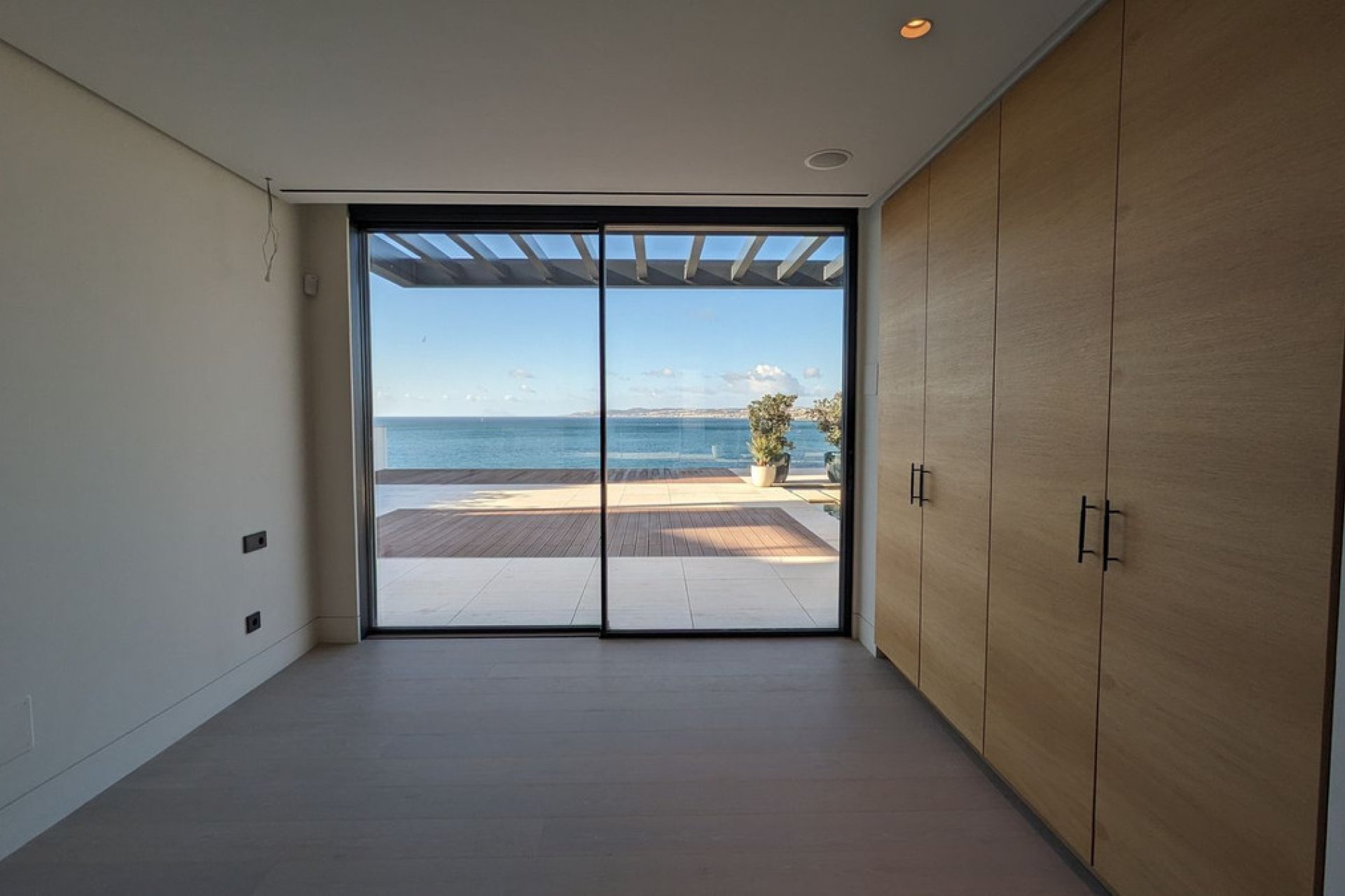 Resale - Apartment - Penthouse - Estepona - Estepona Centro