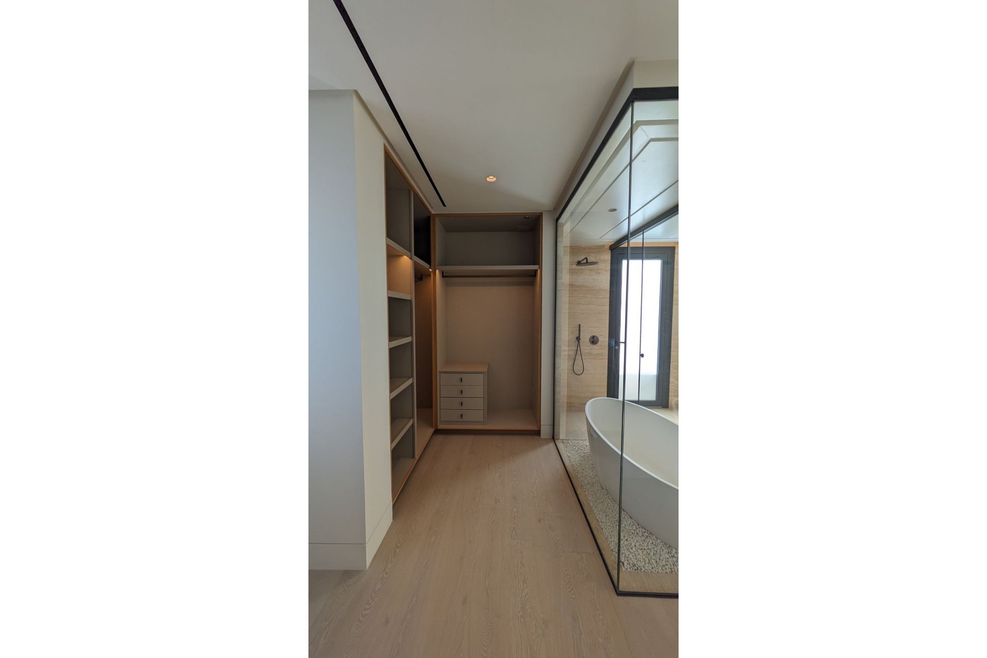 Resale - Apartment - Penthouse - Estepona - Estepona Centro