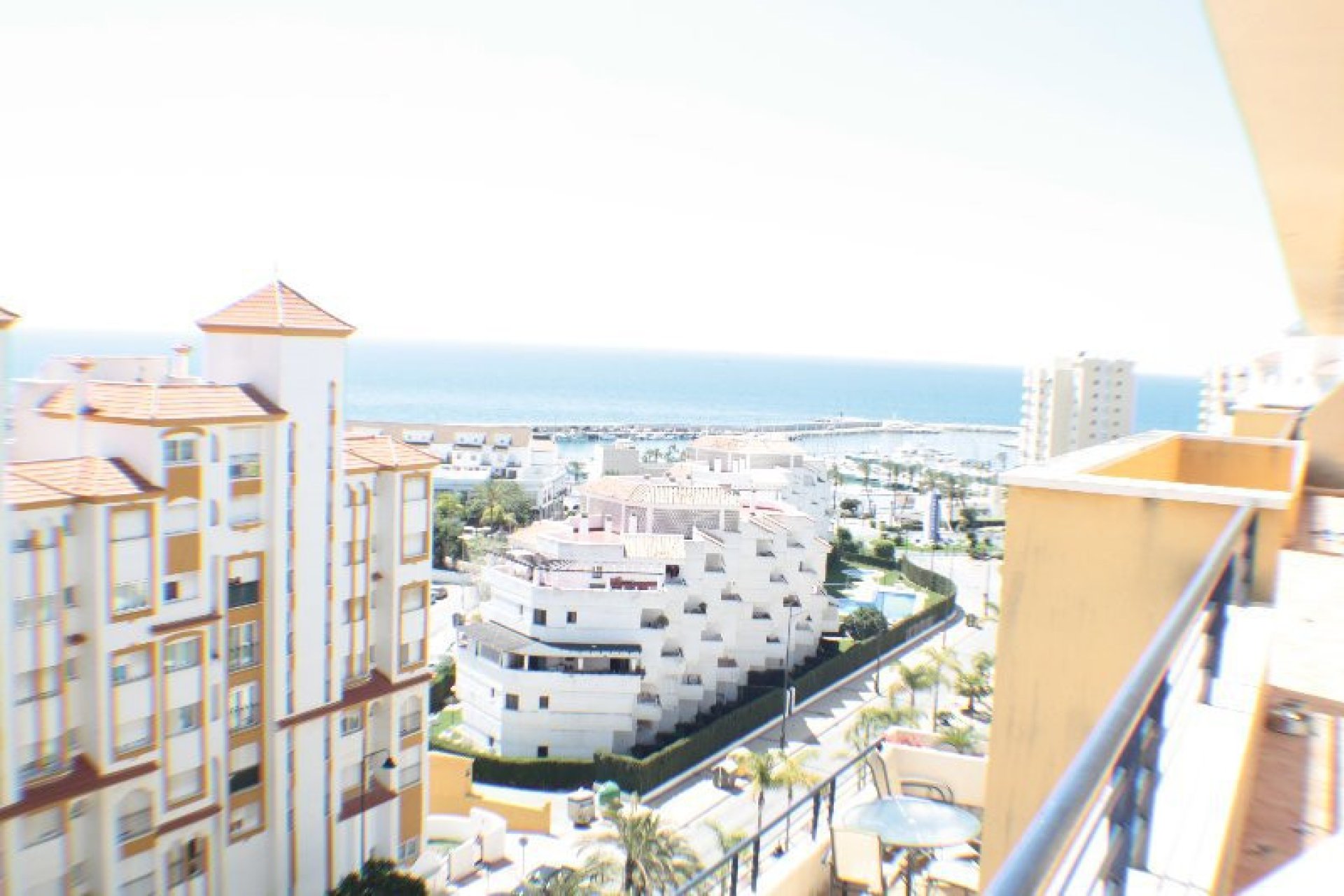 Resale - Apartment - Penthouse - Estepona - Estepona Centro