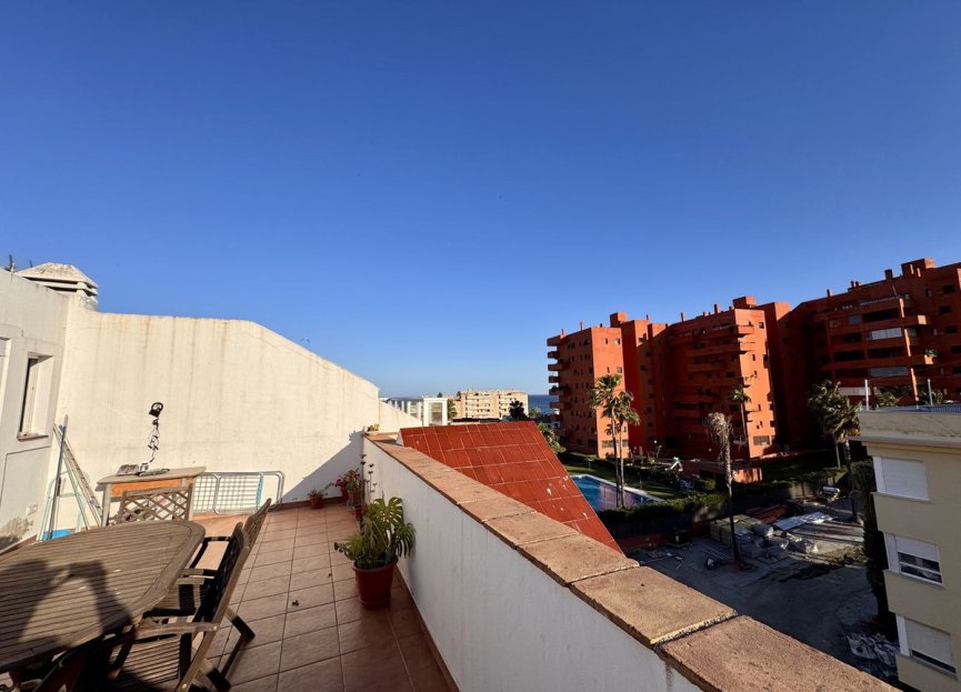 Resale - Apartment - Penthouse - Estepona - Estepona Centro