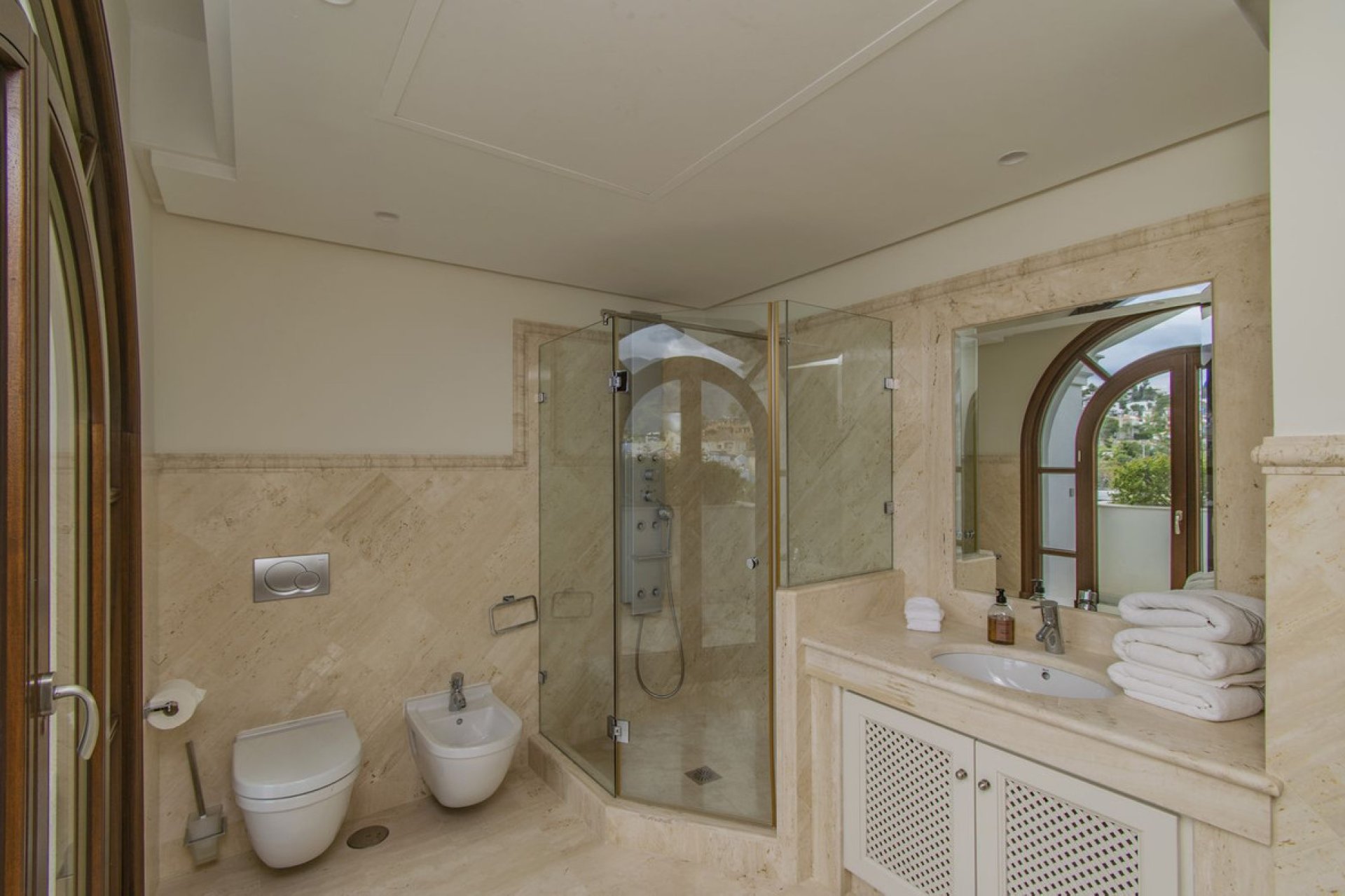 Resale - Apartment - Penthouse - Estepona - Estepona Centro