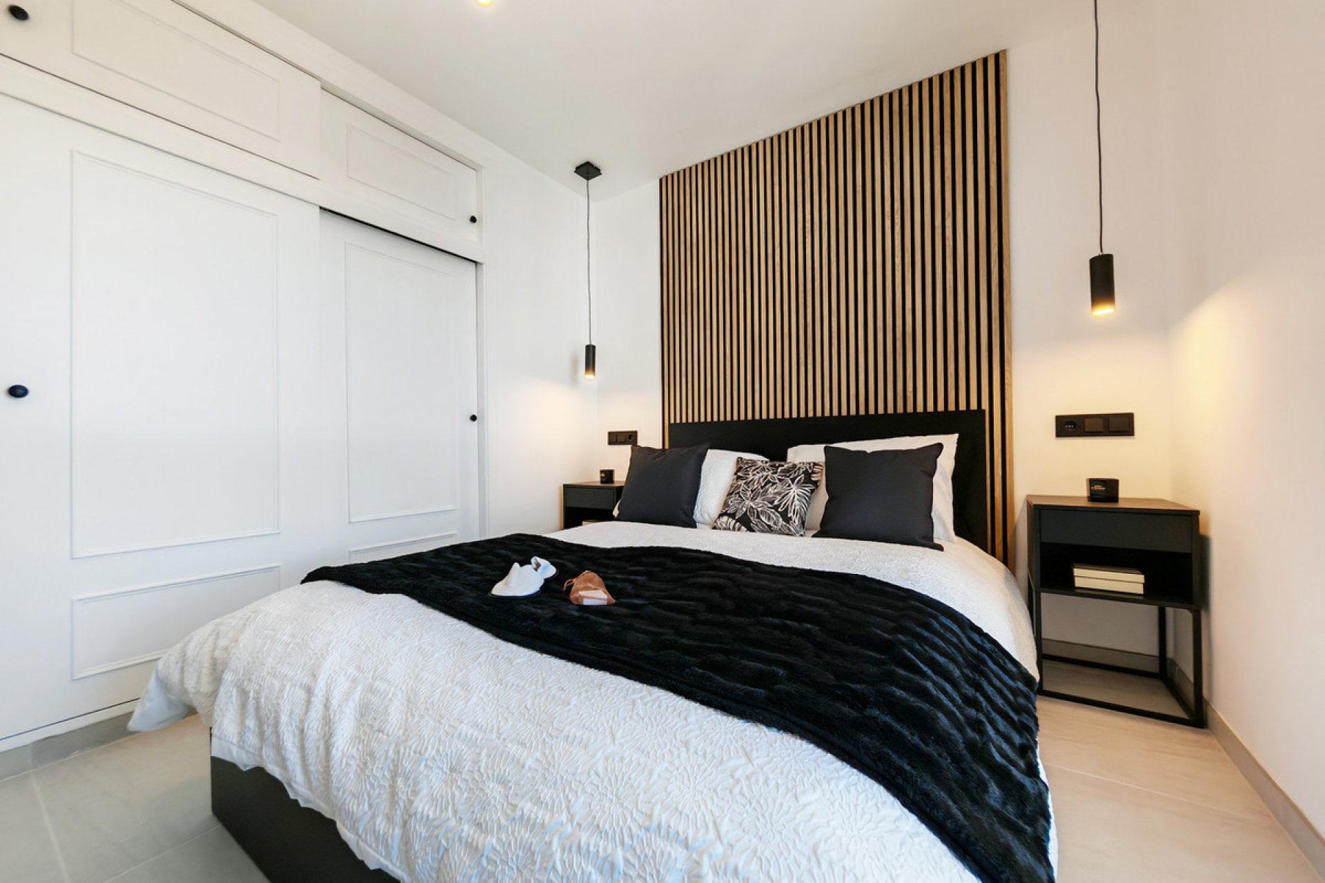 Resale - Apartment - Penthouse - Estepona - Estepona Centro