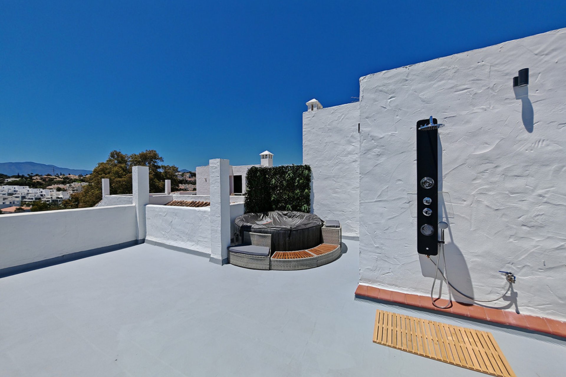 Resale - Apartment - Penthouse - Estepona - Estepona Centro