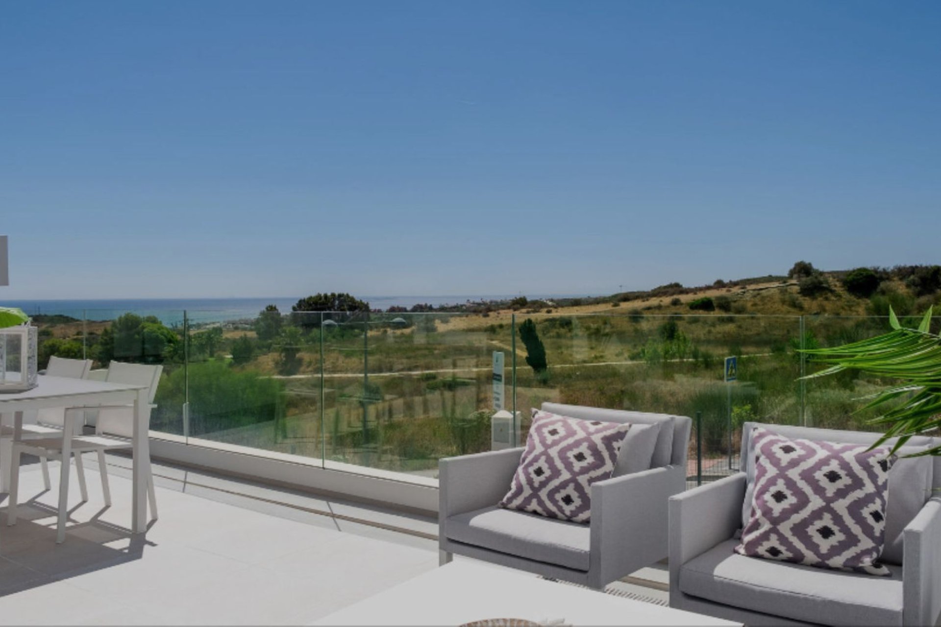 Resale - Apartment - Penthouse - Estepona - Estepona Centro