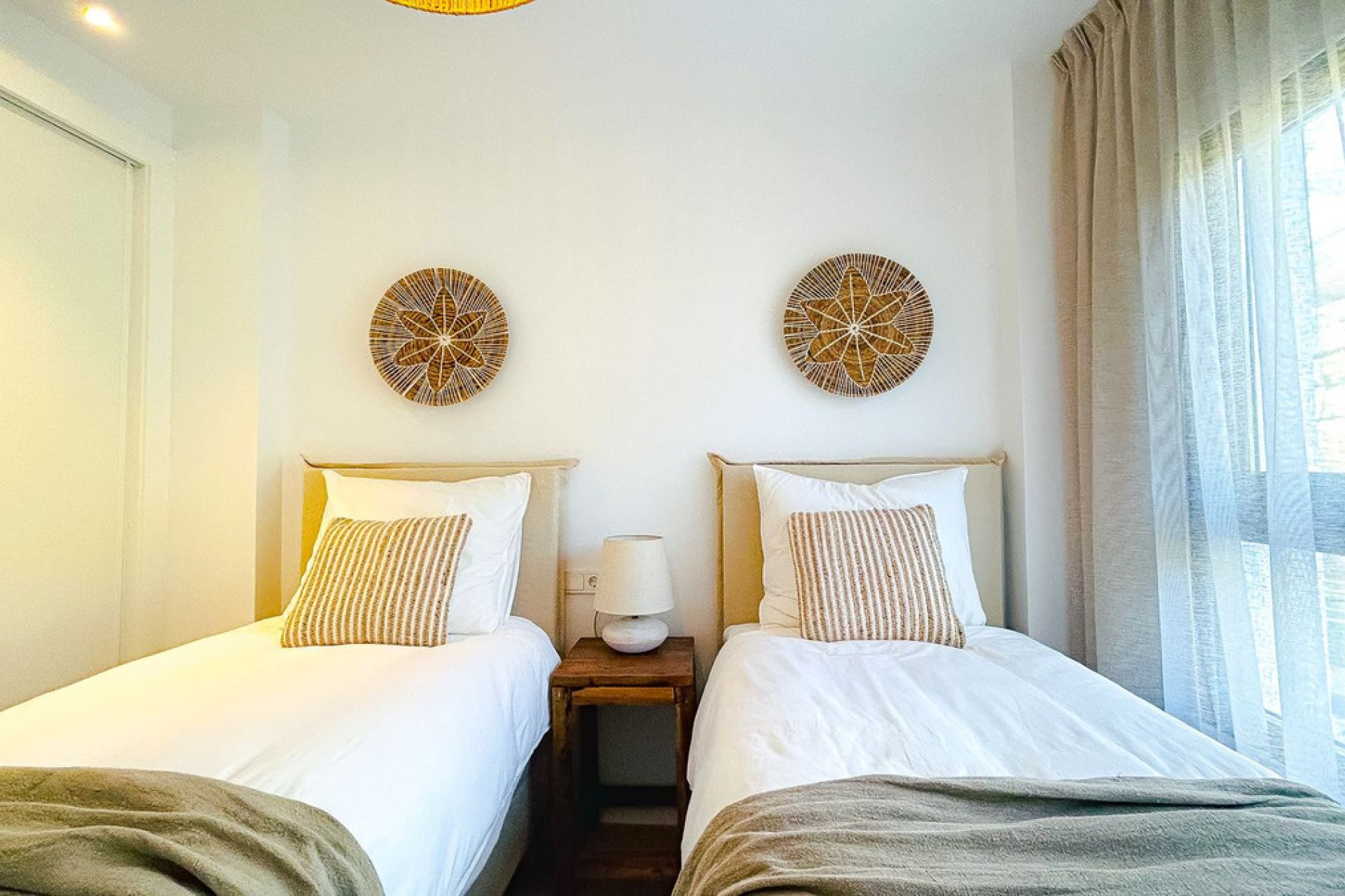 Resale - Apartment - Penthouse - Estepona - Estepona Centro