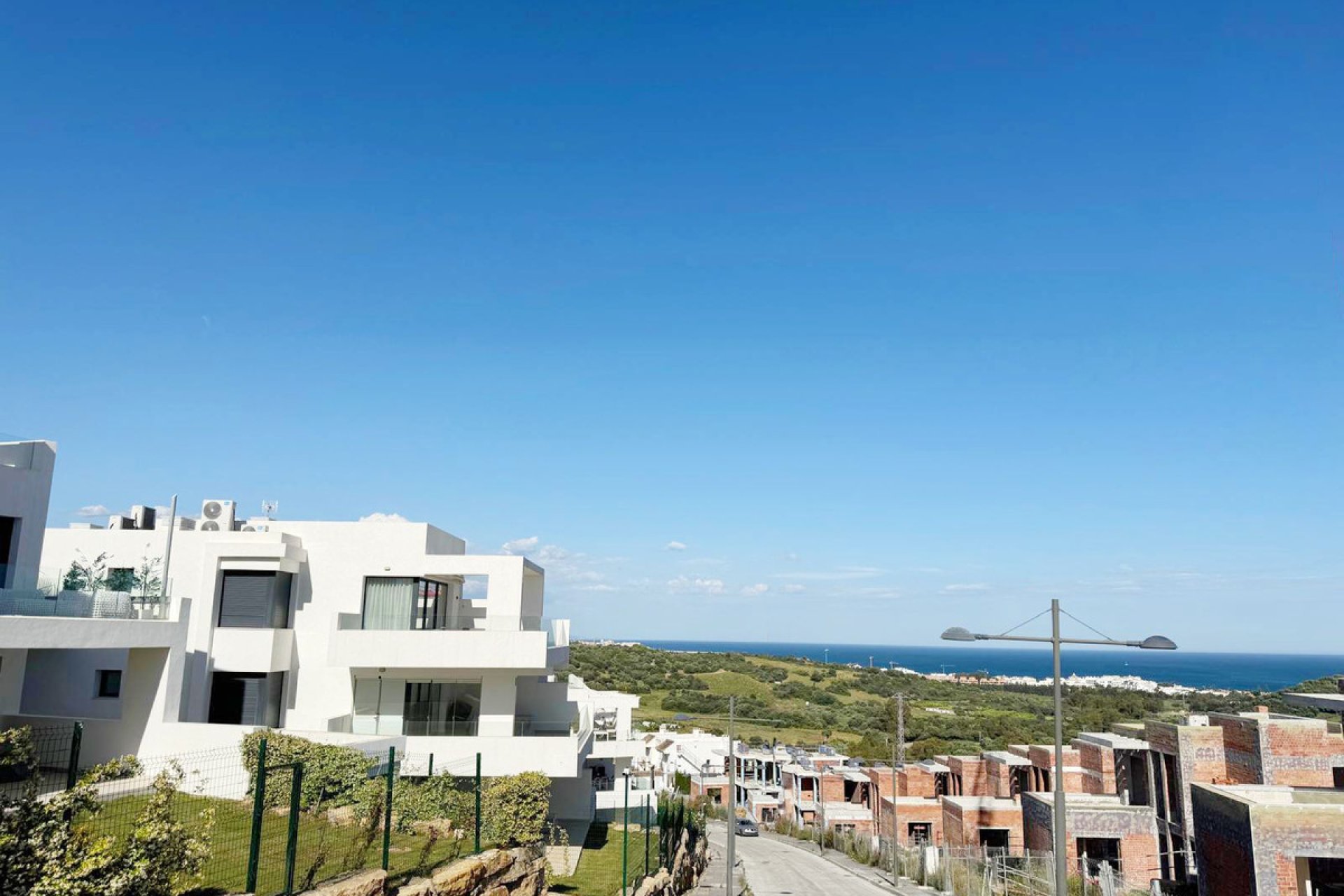 Resale - Apartment - Penthouse - Estepona - Estepona Centro