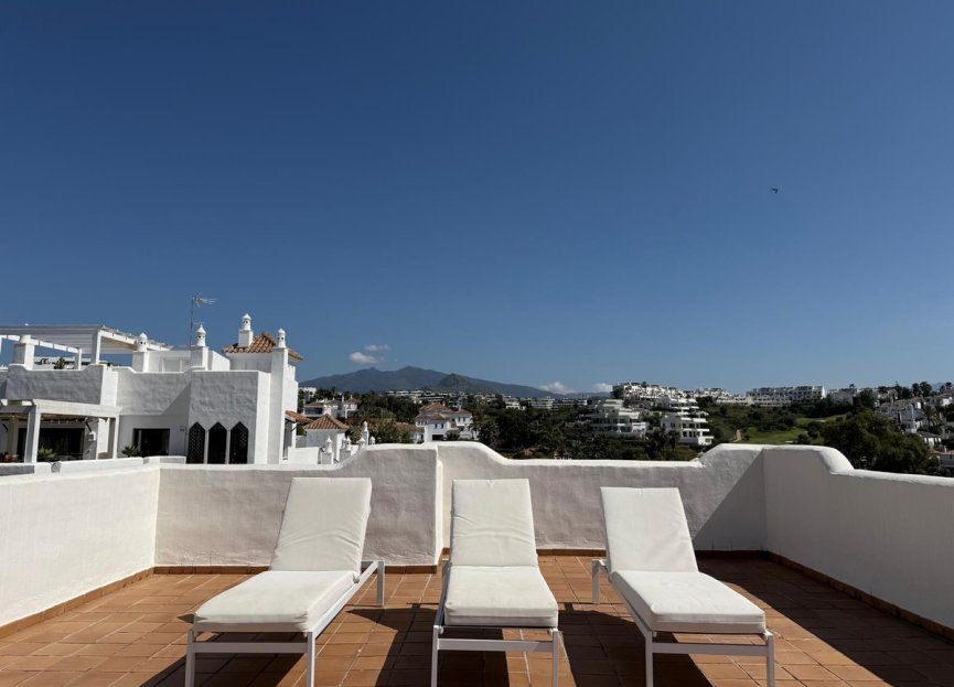 Resale - Apartment - Penthouse - Estepona - Estepona Centro
