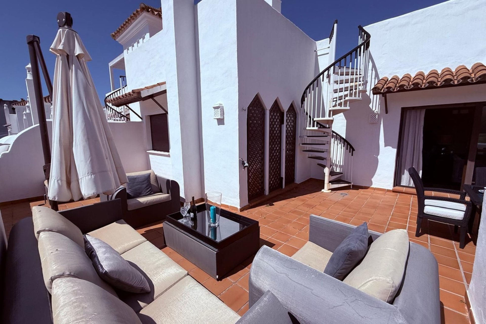 Resale - Apartment - Penthouse - Estepona - Estepona Centro