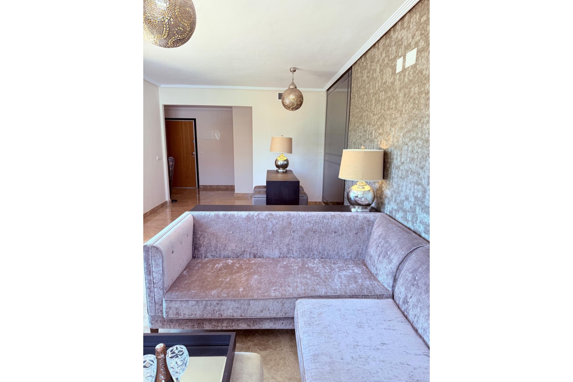 Resale - Apartment - Penthouse - Estepona - Estepona Centro