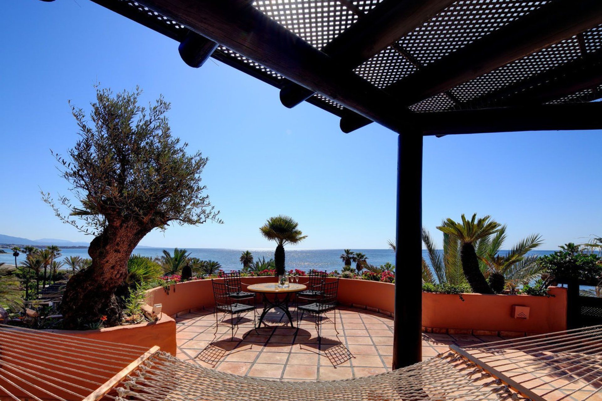 Resale - Apartment - Penthouse - Estepona - Estepona Centro