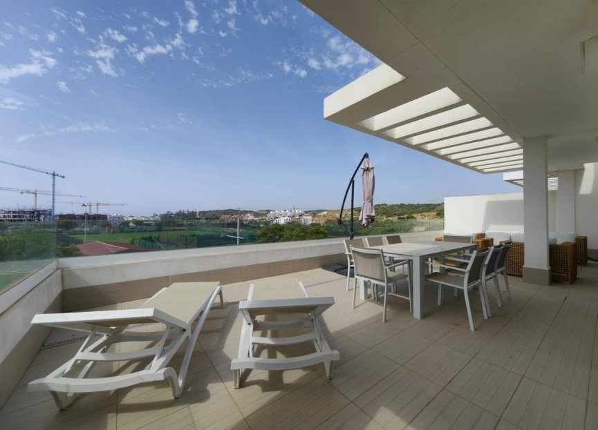 Resale - Apartment - Penthouse - Estepona - Estepona Centro
