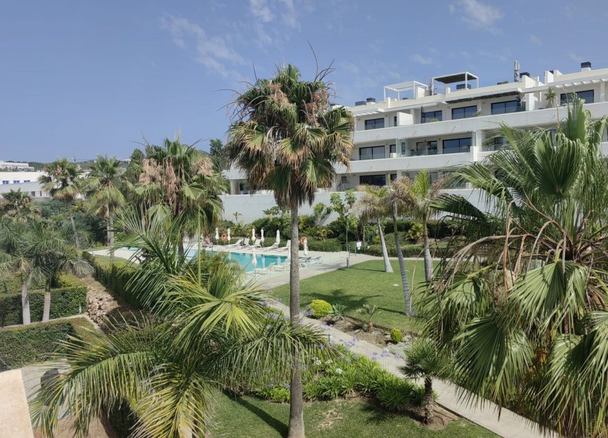 Resale - Apartment - Penthouse - Estepona - Estepona Centro