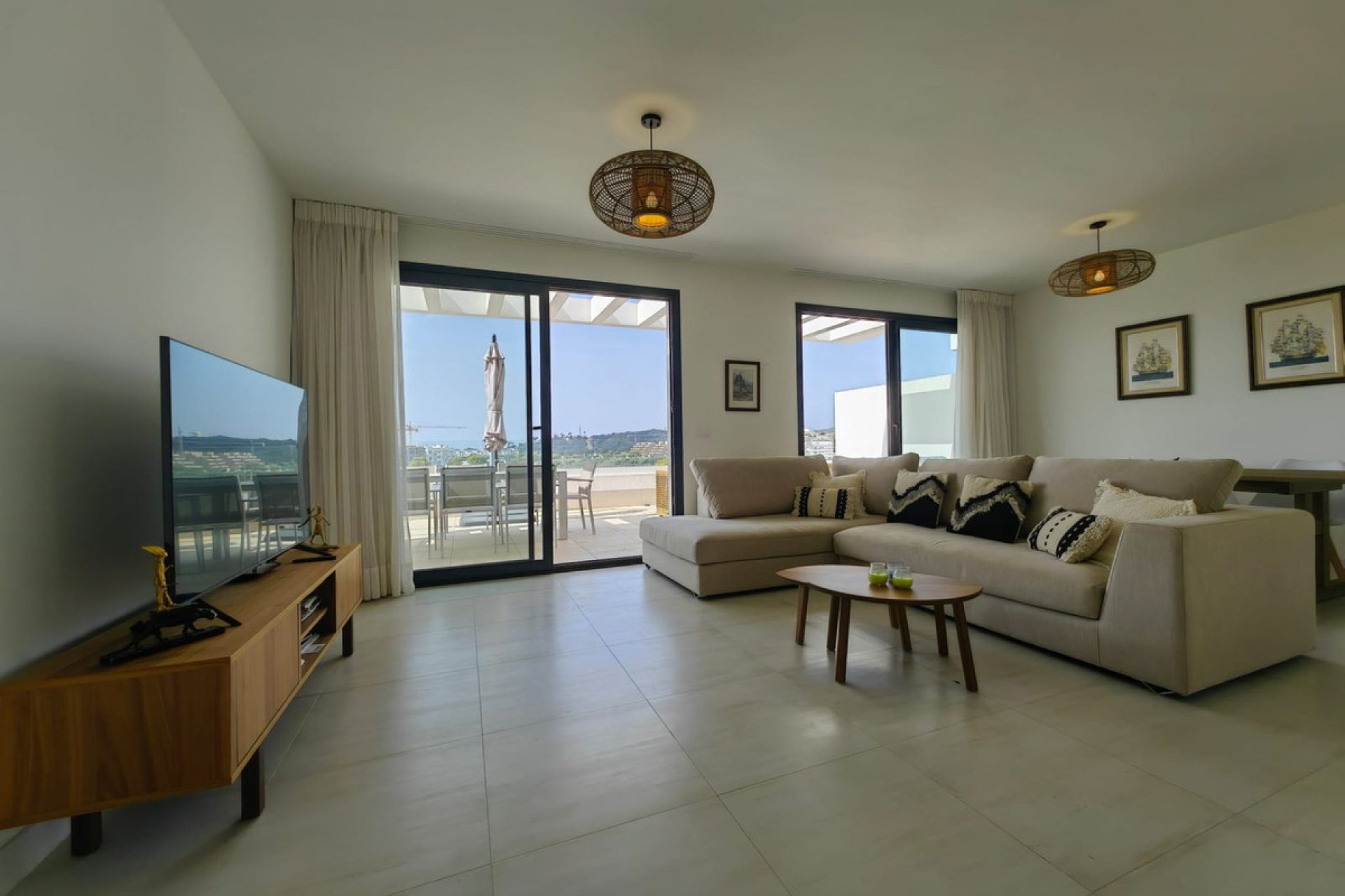 Resale - Apartment - Penthouse - Estepona - Estepona Centro
