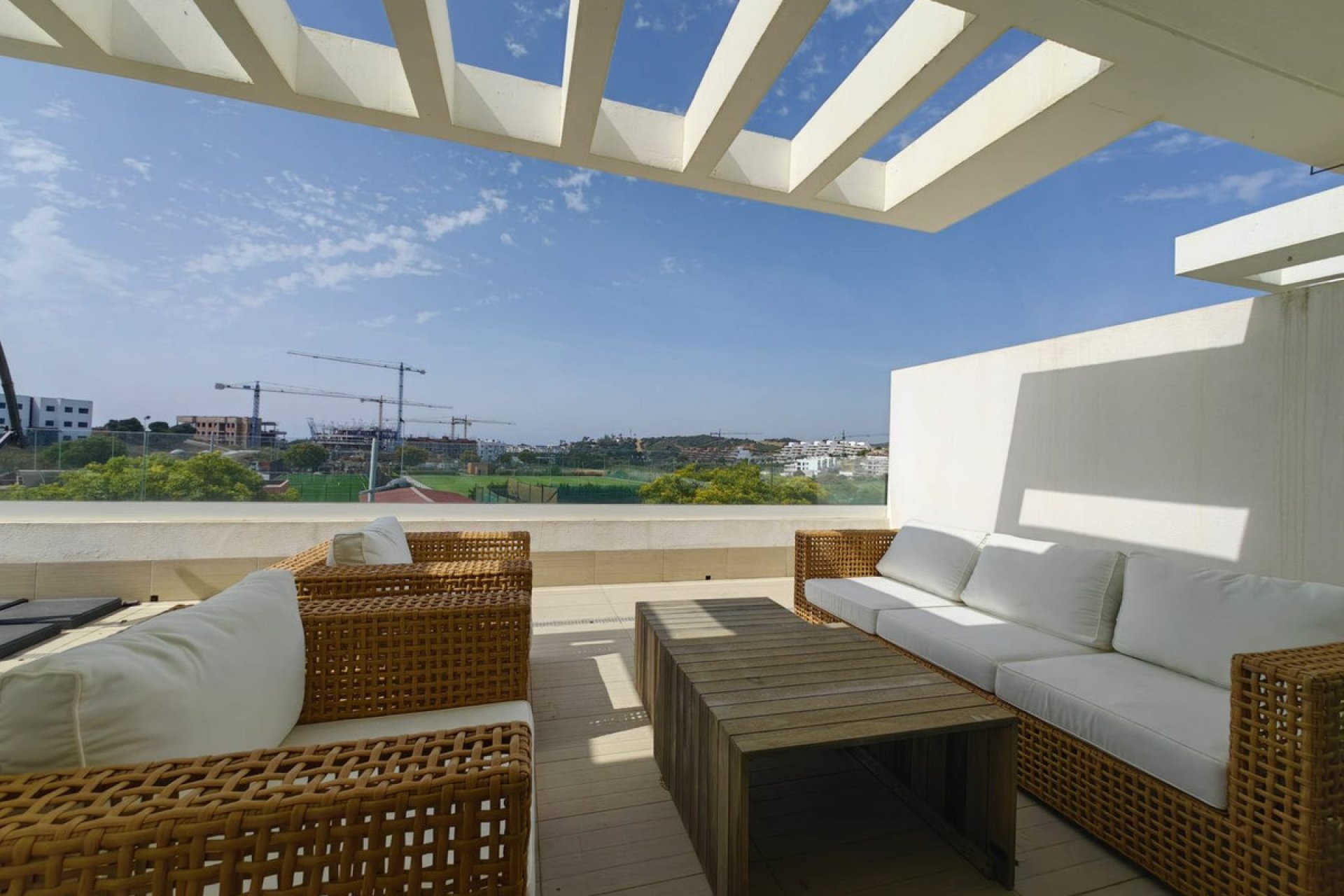Resale - Apartment - Penthouse - Estepona - Estepona Centro