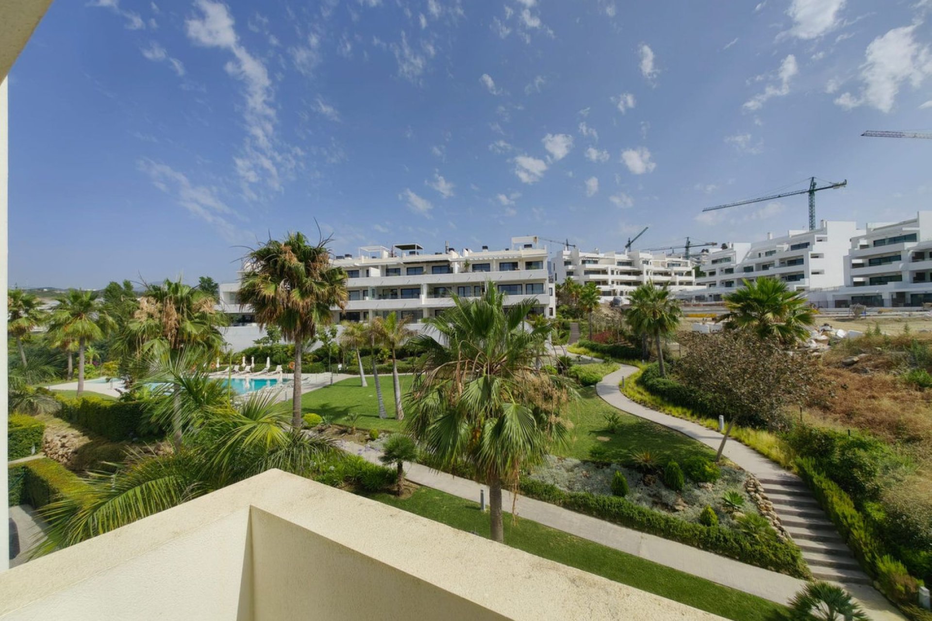 Resale - Apartment - Penthouse - Estepona - Estepona Centro