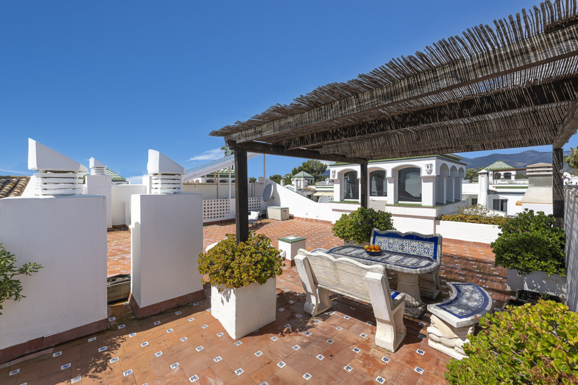 Resale - Apartment - Penthouse - Estepona - Estepona Centro