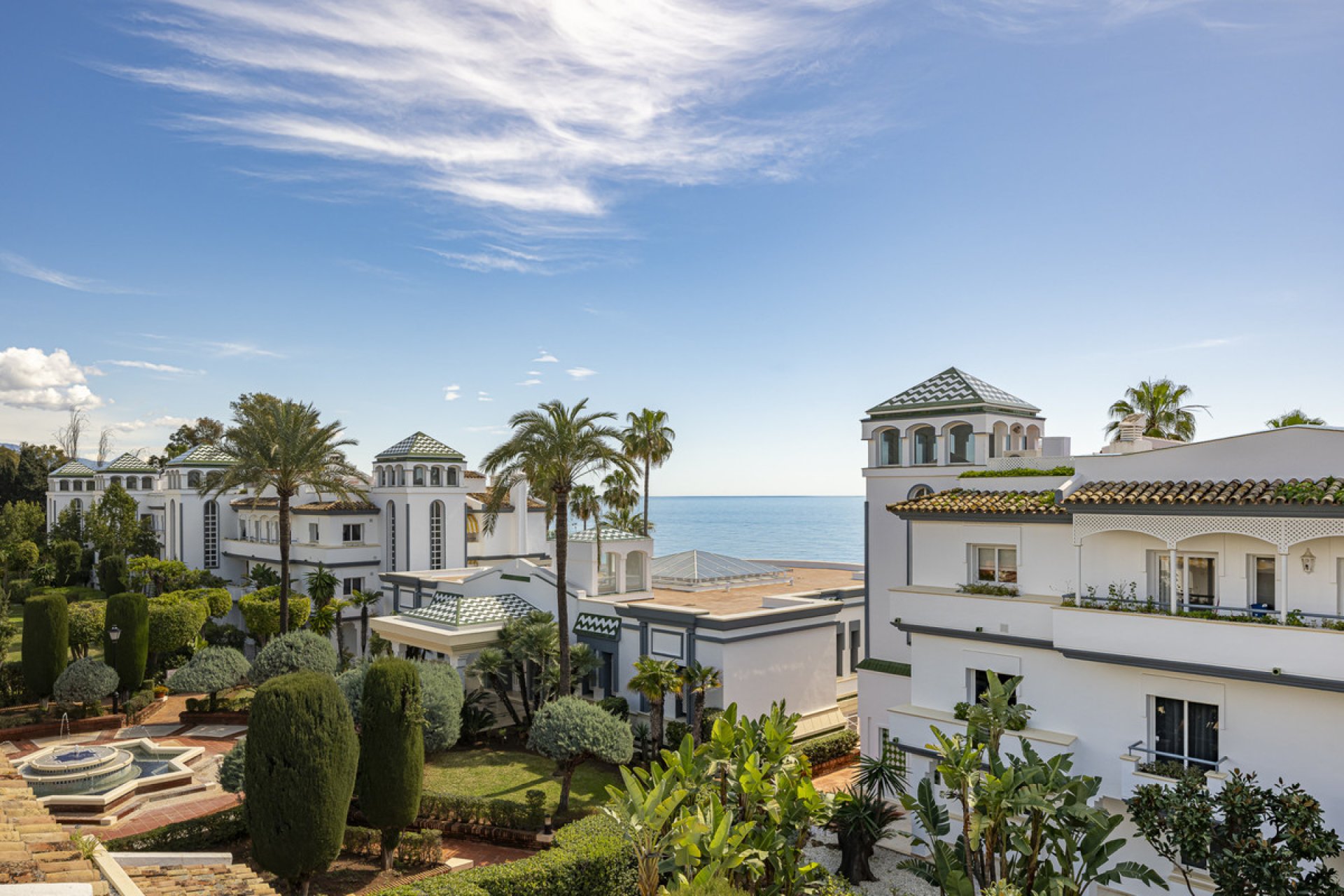Resale - Apartment - Penthouse - Estepona - Estepona Centro