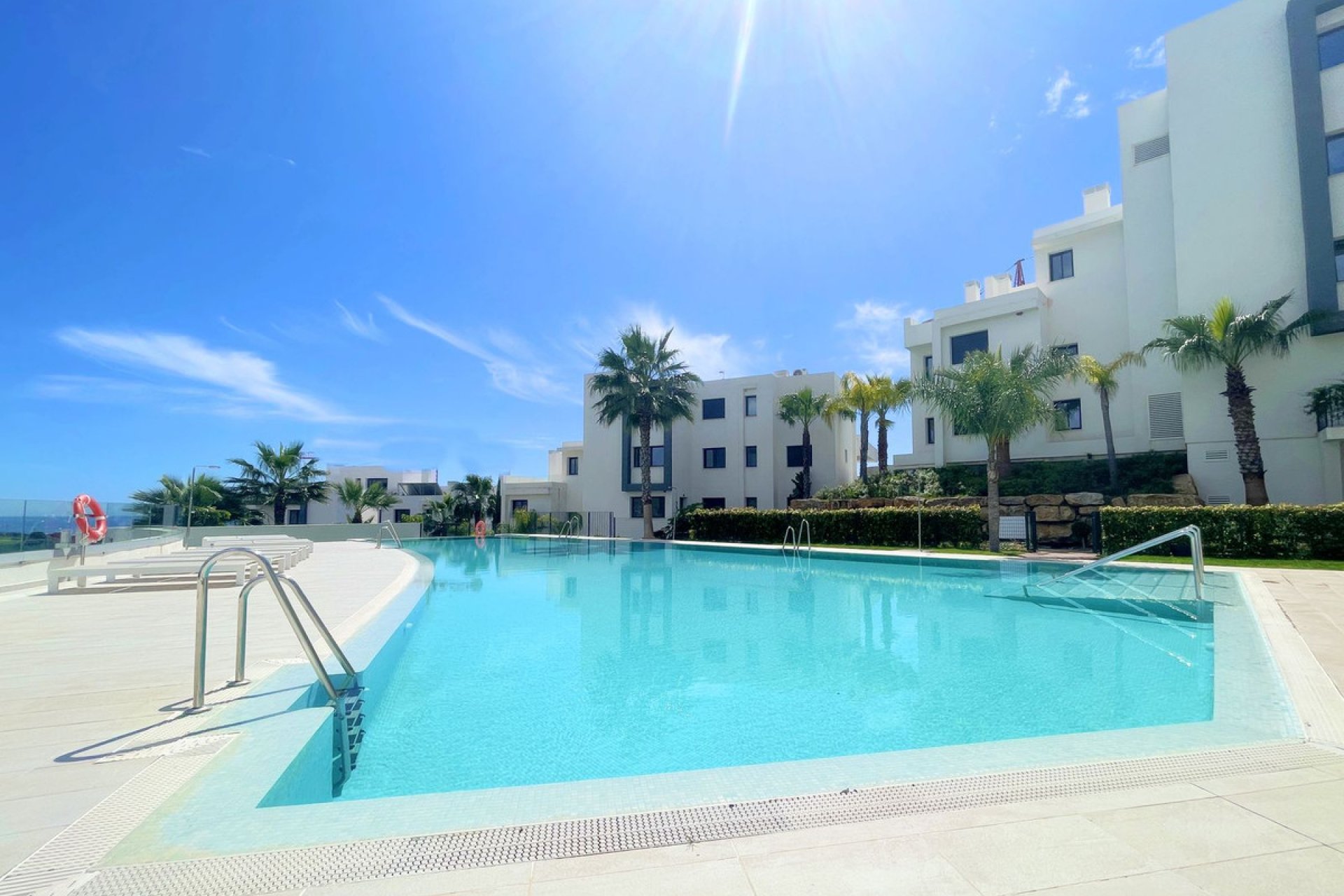 Resale - Apartment - Penthouse - Estepona - Estepona Centro