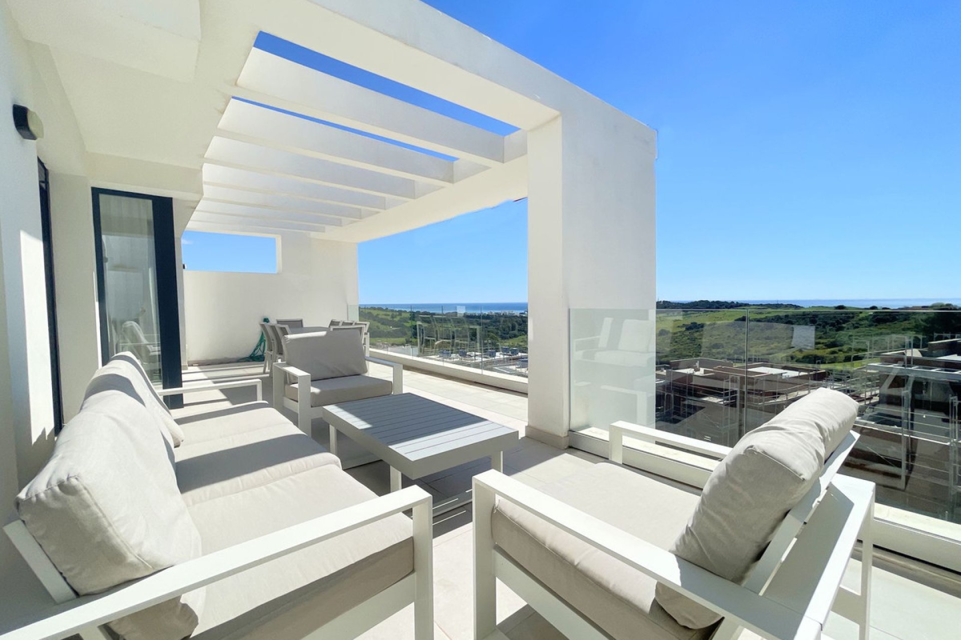 Resale - Apartment - Penthouse - Estepona - Estepona Centro