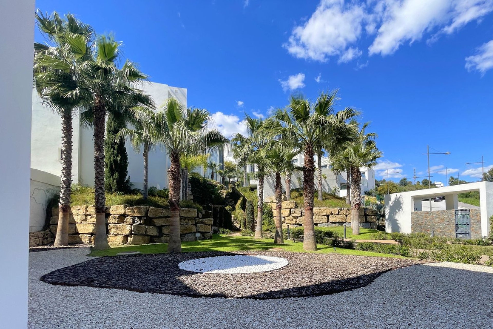 Resale - Apartment - Penthouse - Estepona - Estepona Centro