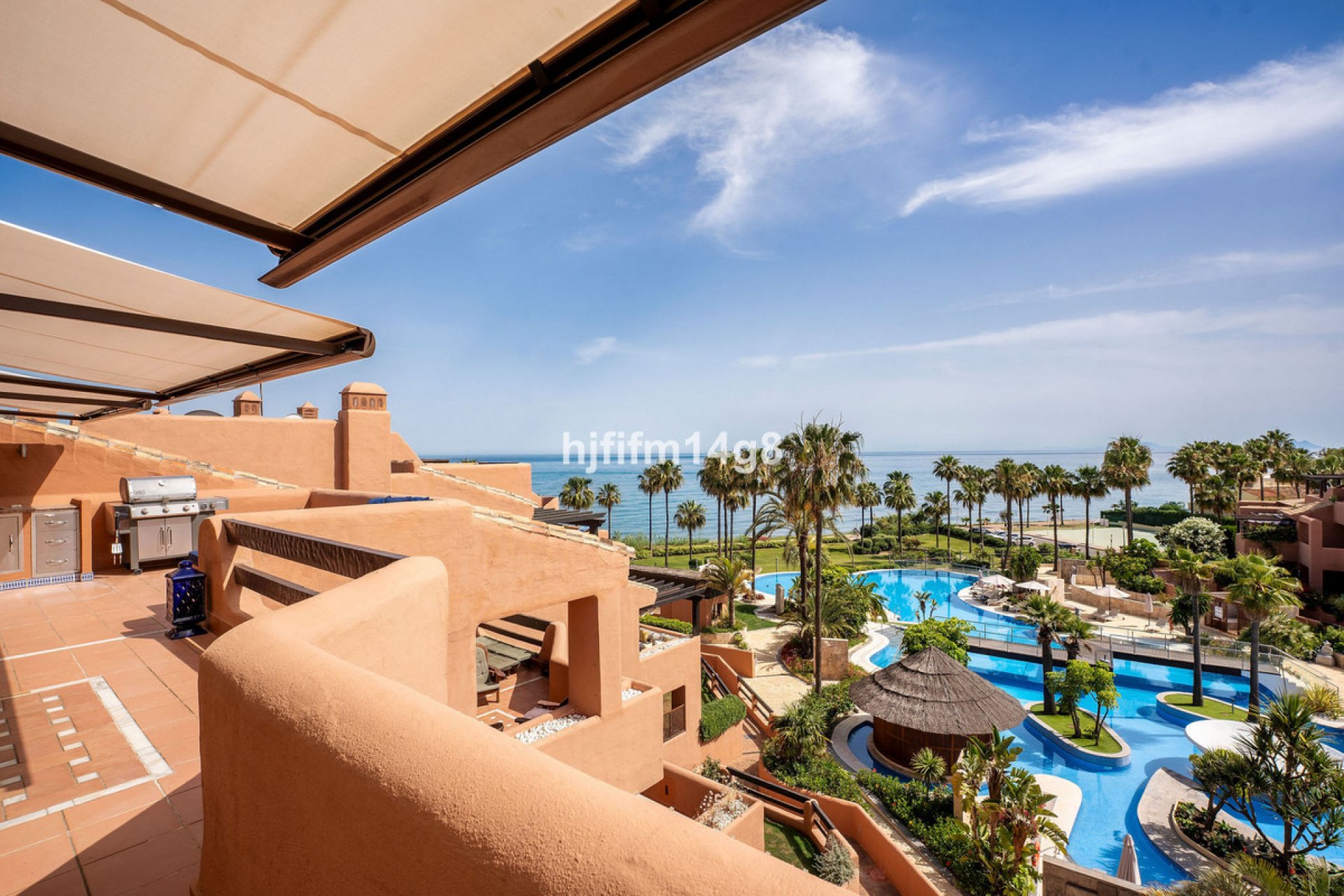 Resale - Apartment - Penthouse - Estepona - Estepona Centro