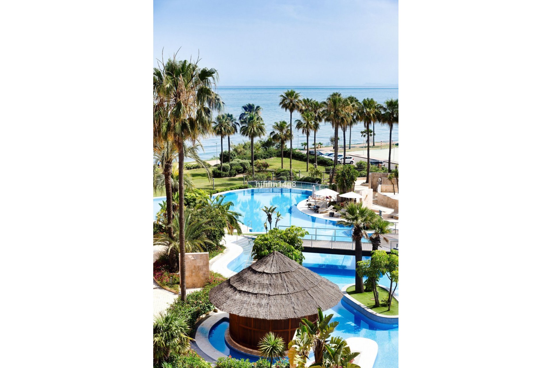 Resale - Apartment - Penthouse - Estepona - Estepona Centro