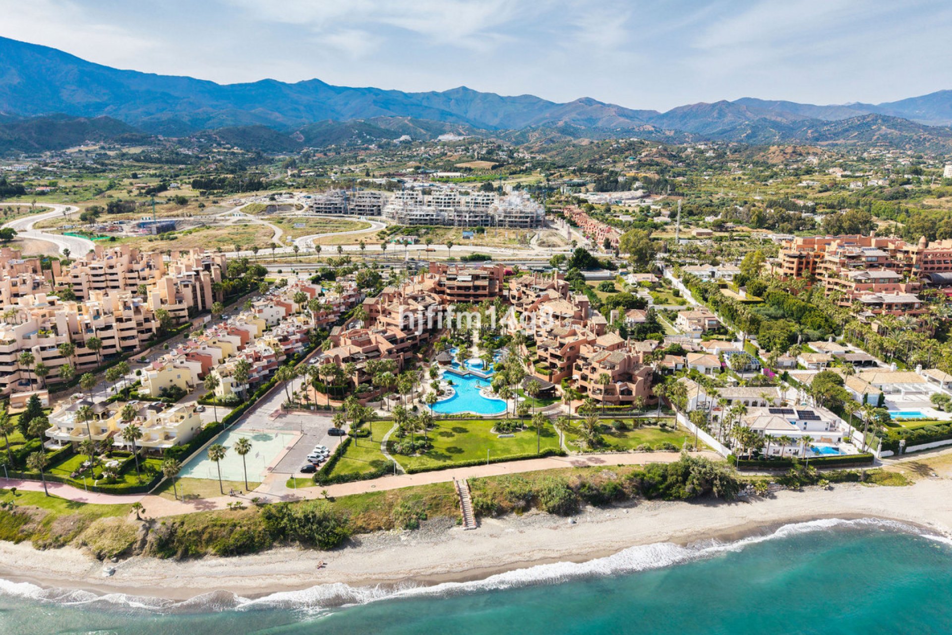 Resale - Apartment - Penthouse - Estepona - Estepona Centro