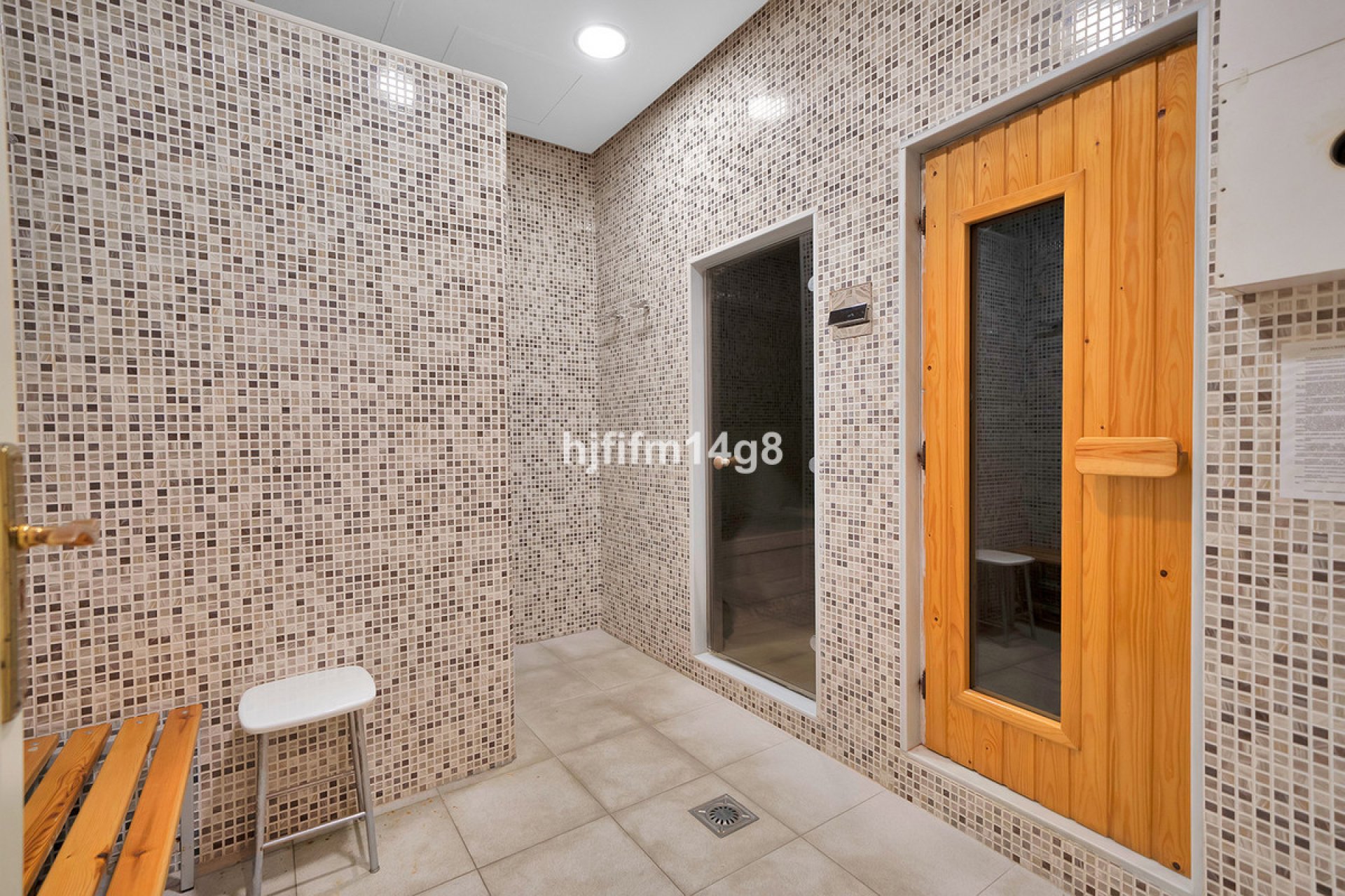 Resale - Apartment - Penthouse - Estepona - Estepona Centro