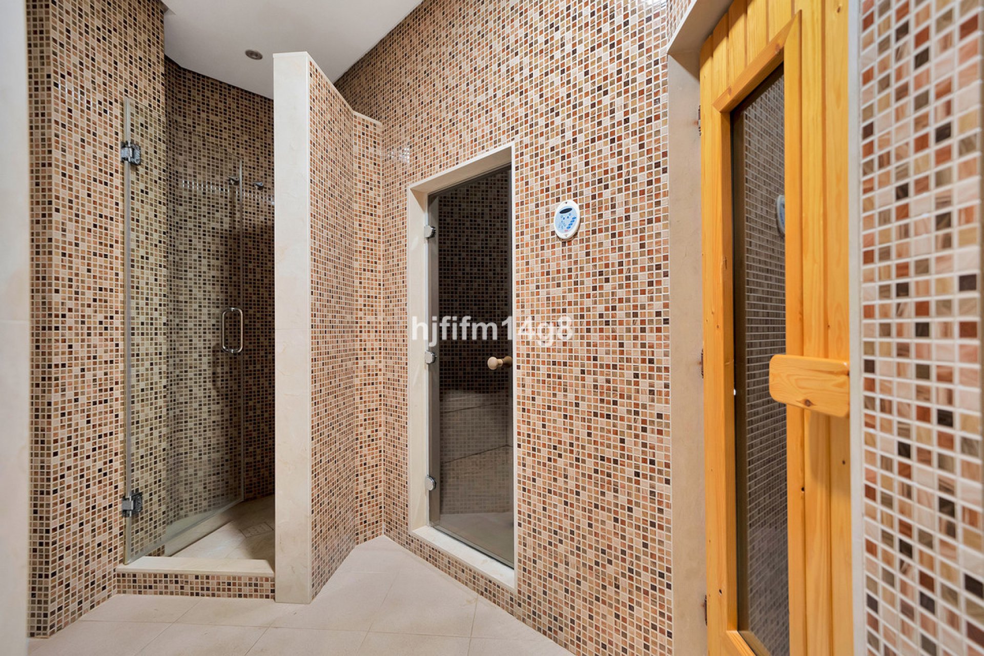 Resale - Apartment - Penthouse - Estepona - Estepona Centro