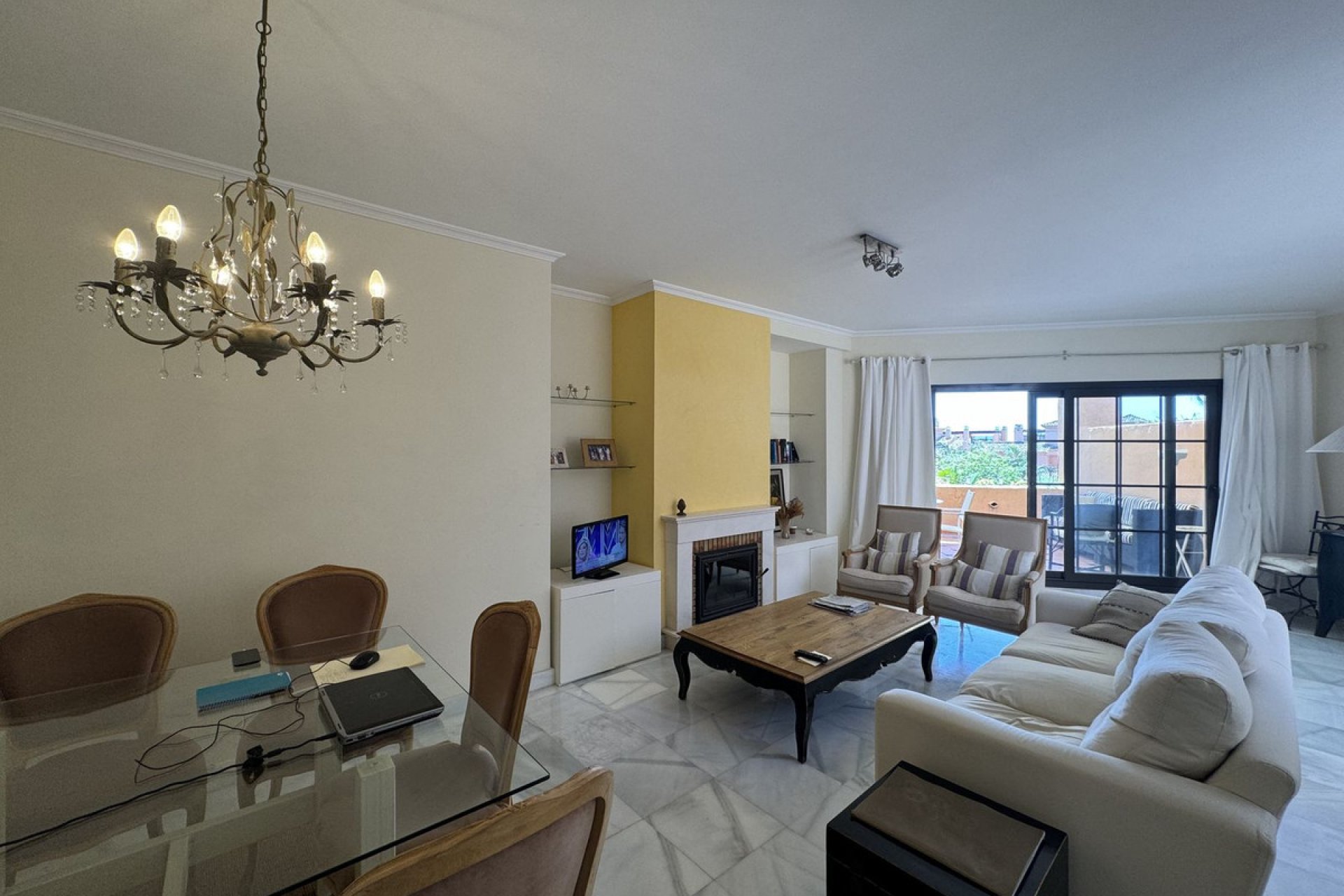 Resale - Apartment - Penthouse - Estepona - Hacienda del Sol