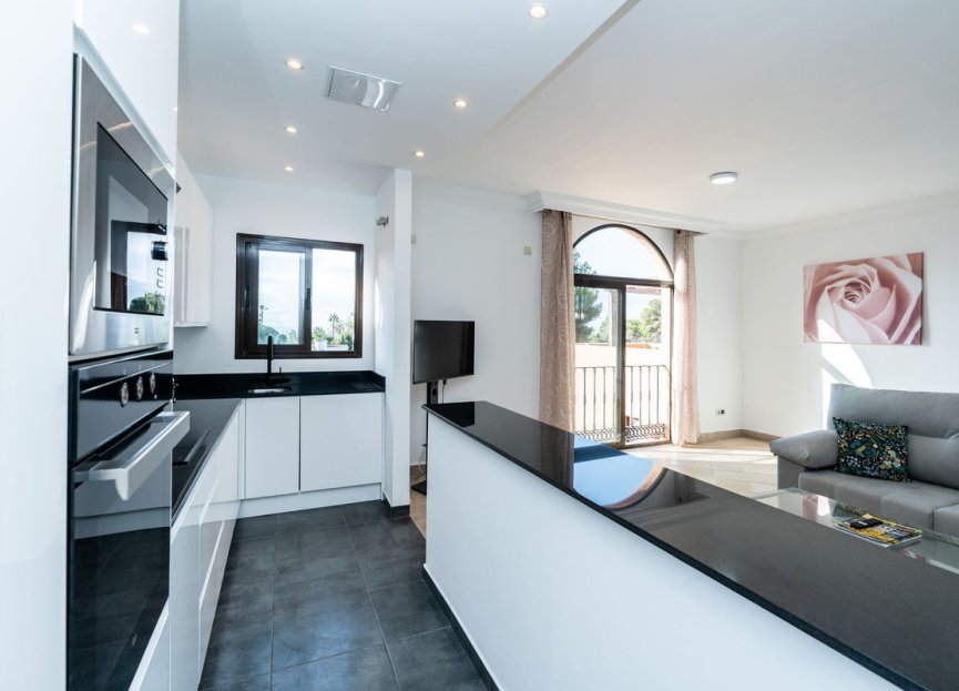 Resale - Apartment - Penthouse - Estepona - New Golden Mile