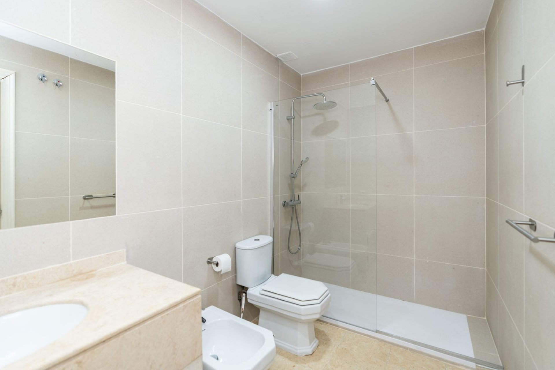 Resale - Apartment - Penthouse - Estepona - New Golden Mile