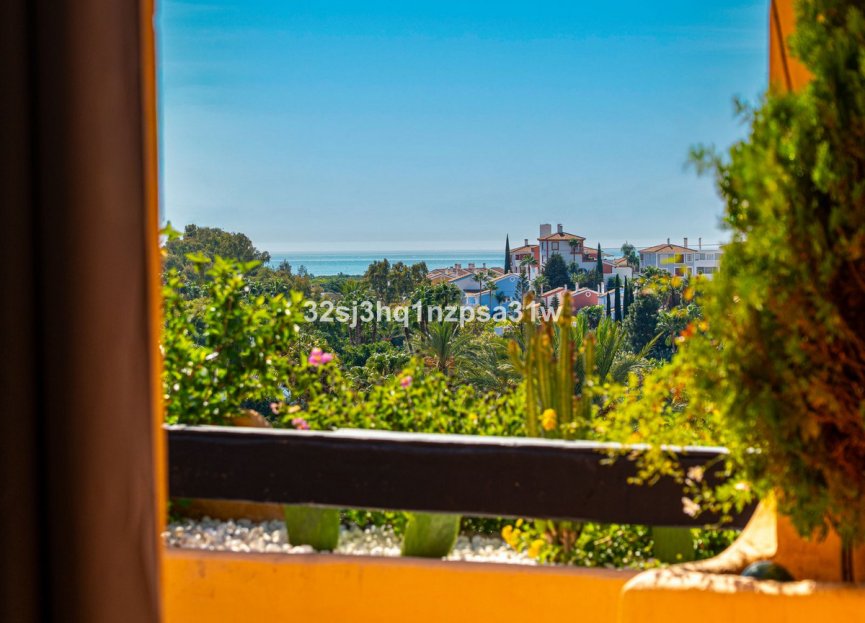 Resale - Apartment - Penthouse - Estepona - New Golden Mile