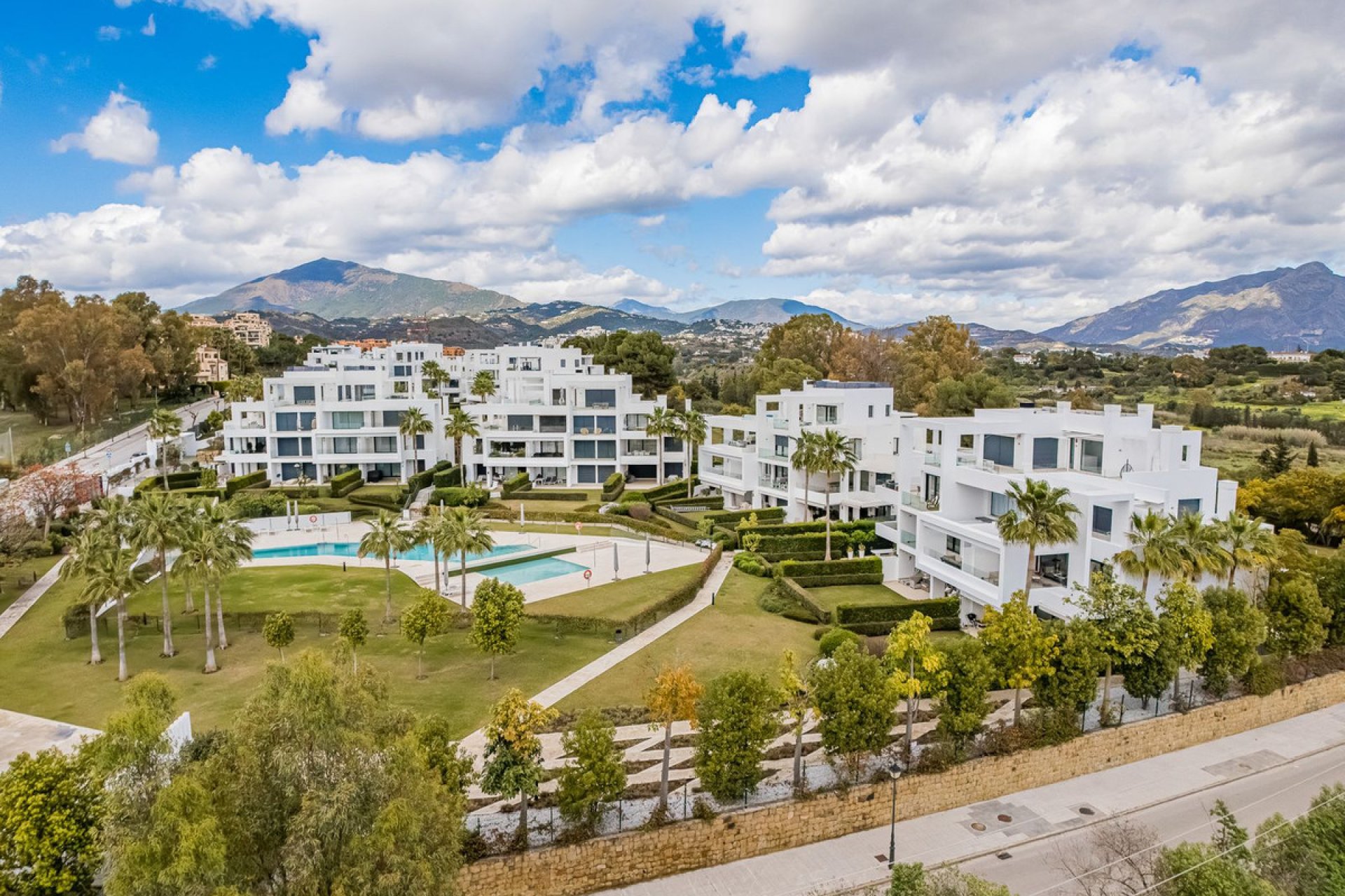 Resale - Apartment - Penthouse - Estepona - New Golden Mile