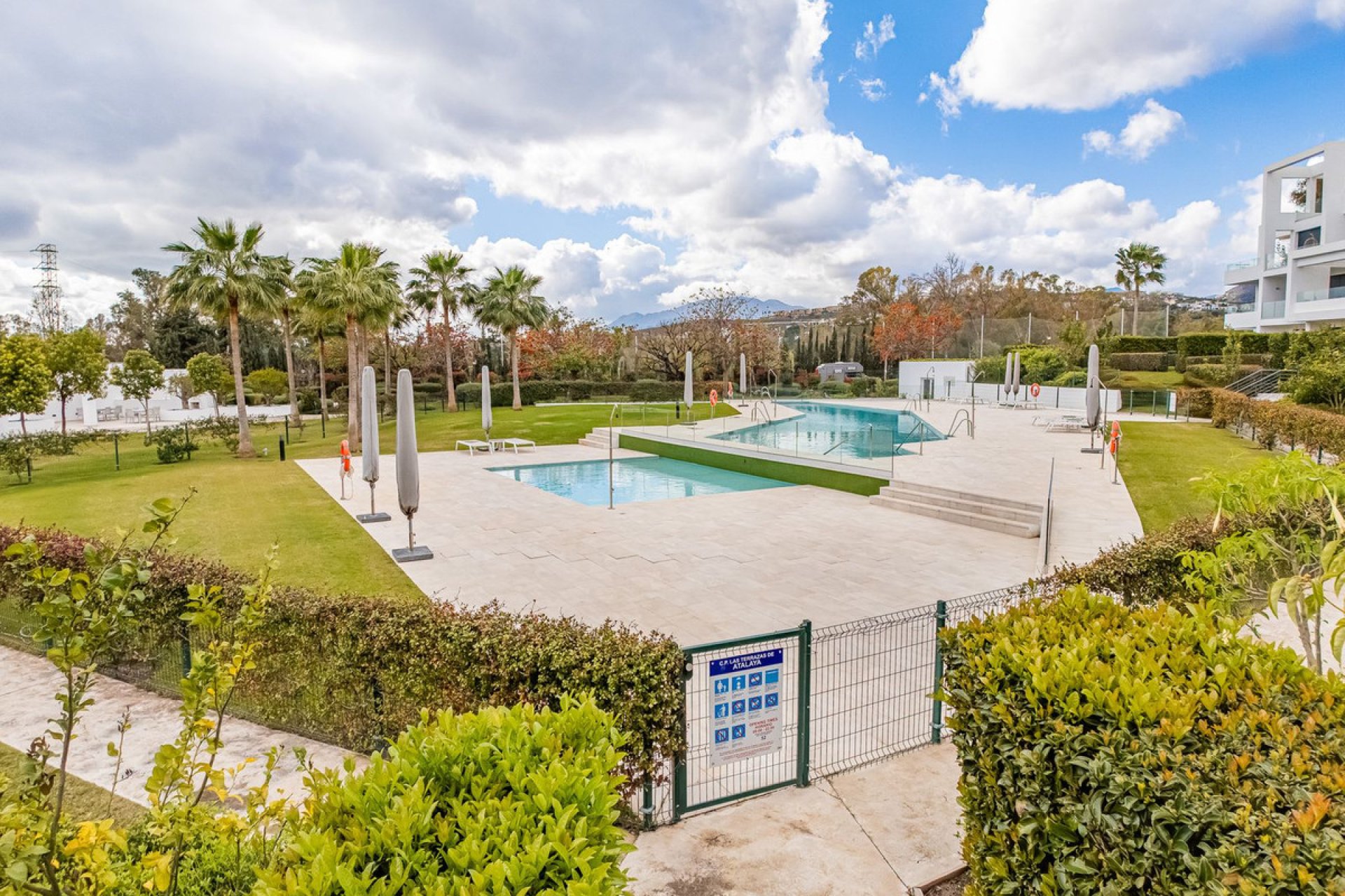 Resale - Apartment - Penthouse - Estepona - New Golden Mile