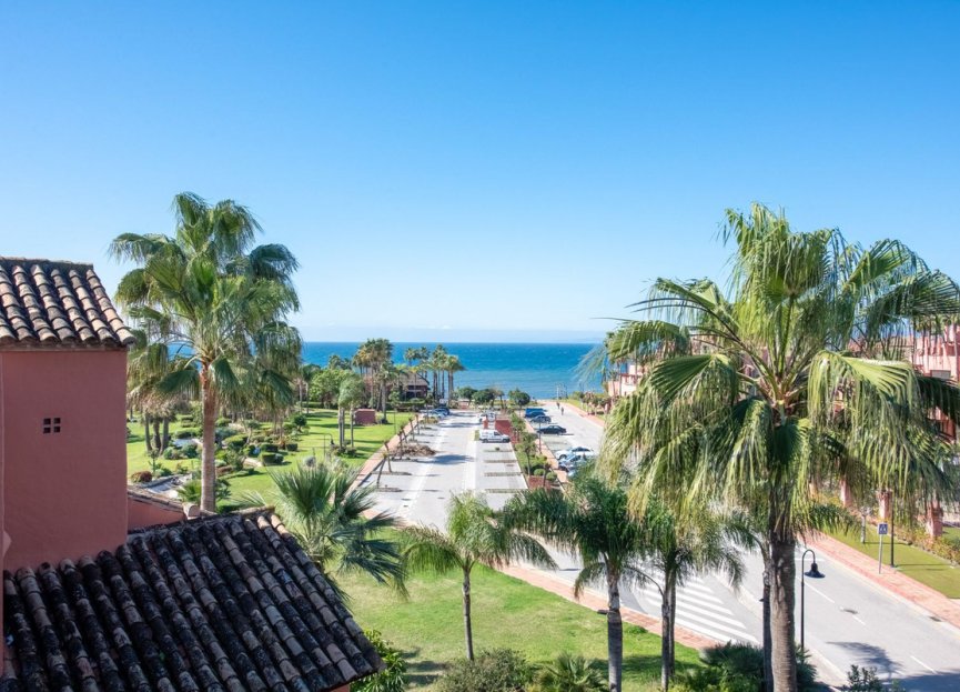 Resale - Apartment - Penthouse - Estepona - New Golden Mile