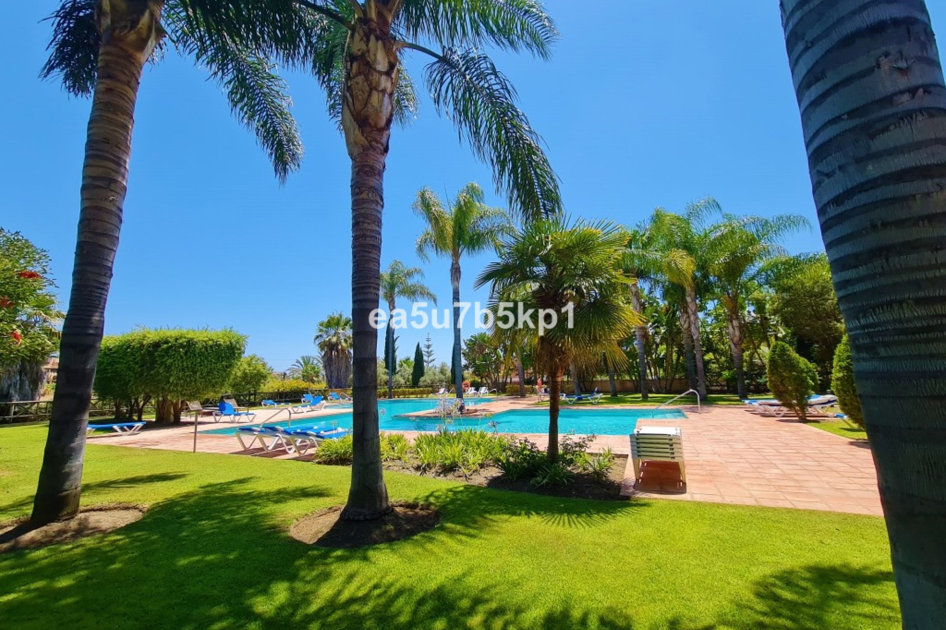 Resale - Apartment - Penthouse - Estepona - New Golden Mile