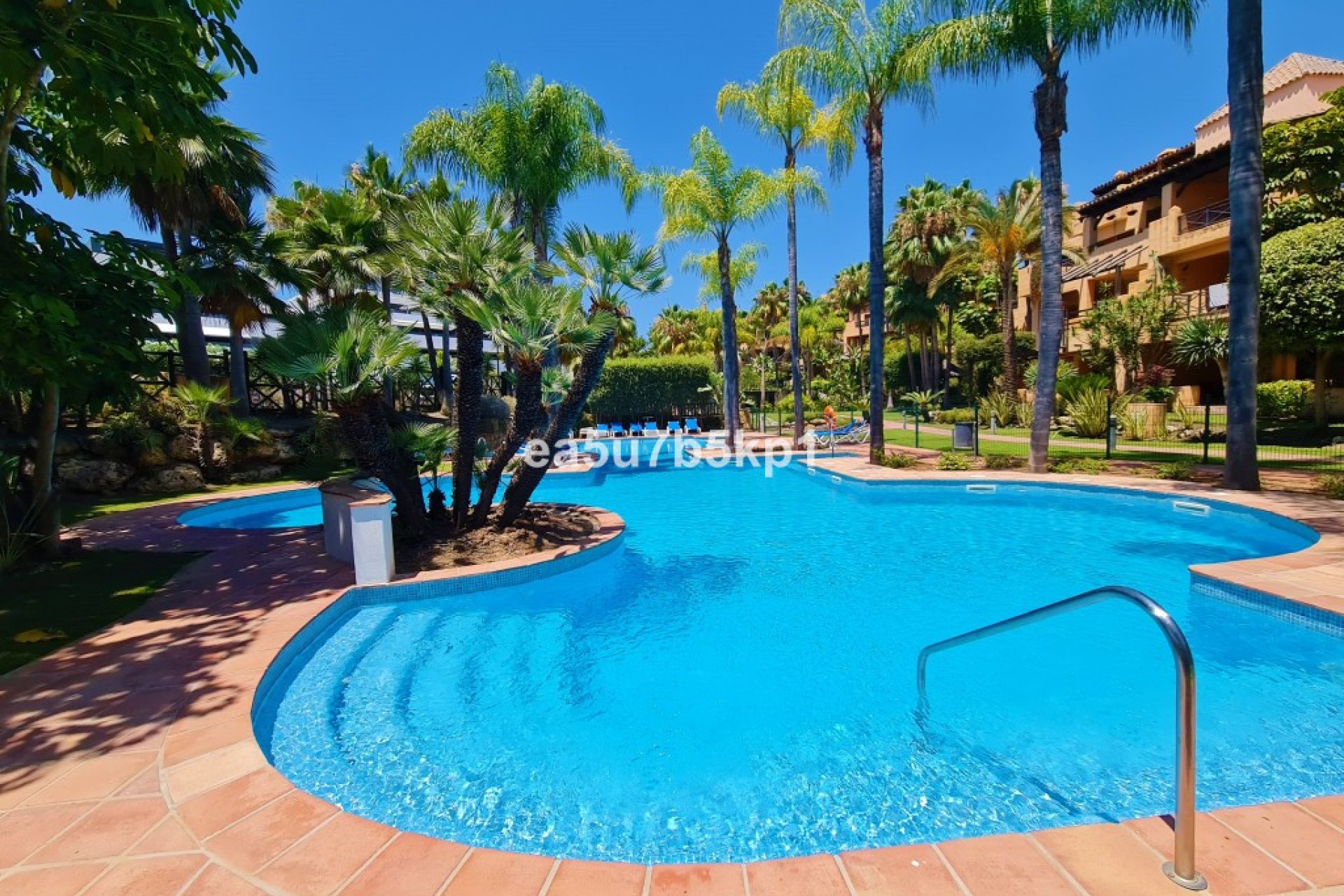 Resale - Apartment - Penthouse - Estepona - New Golden Mile