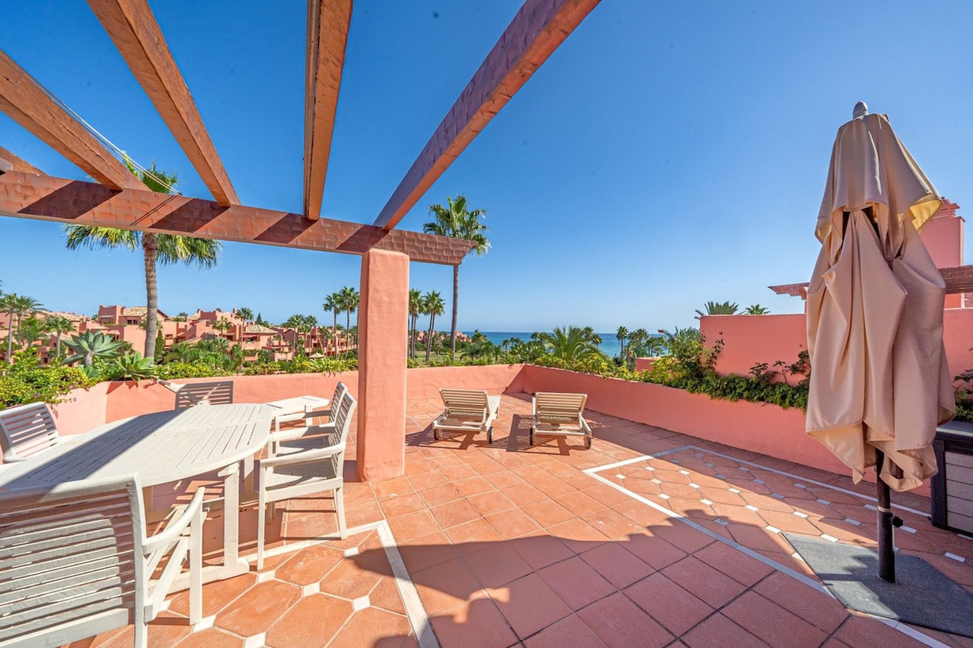 Resale - Apartment - Penthouse - Estepona - New Golden Mile