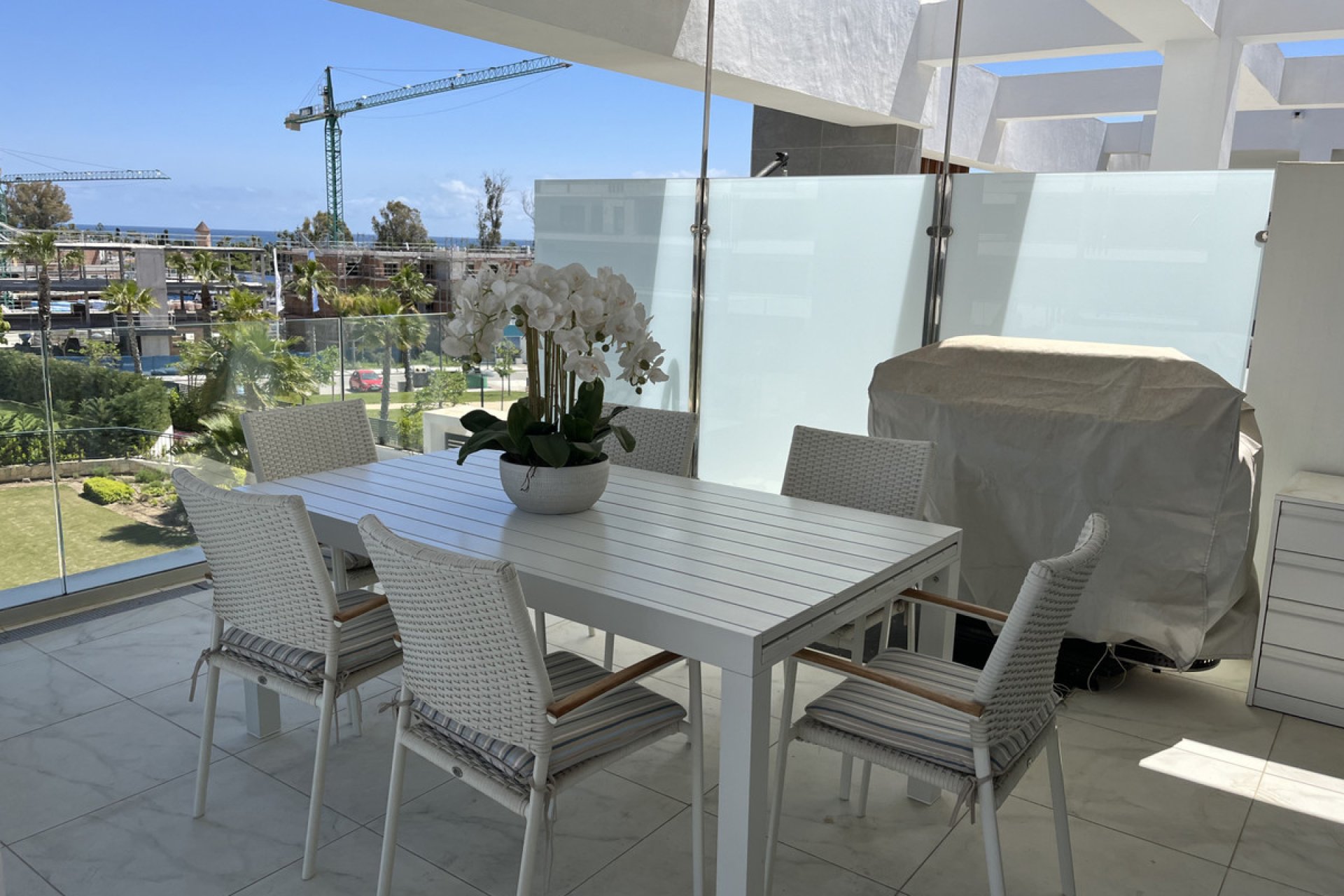 Resale - Apartment - Penthouse - Estepona - New Golden Mile