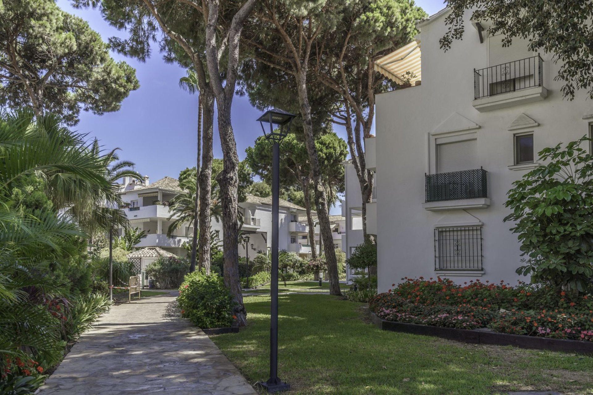 Resale - Apartment - Penthouse - Estepona - New Golden Mile