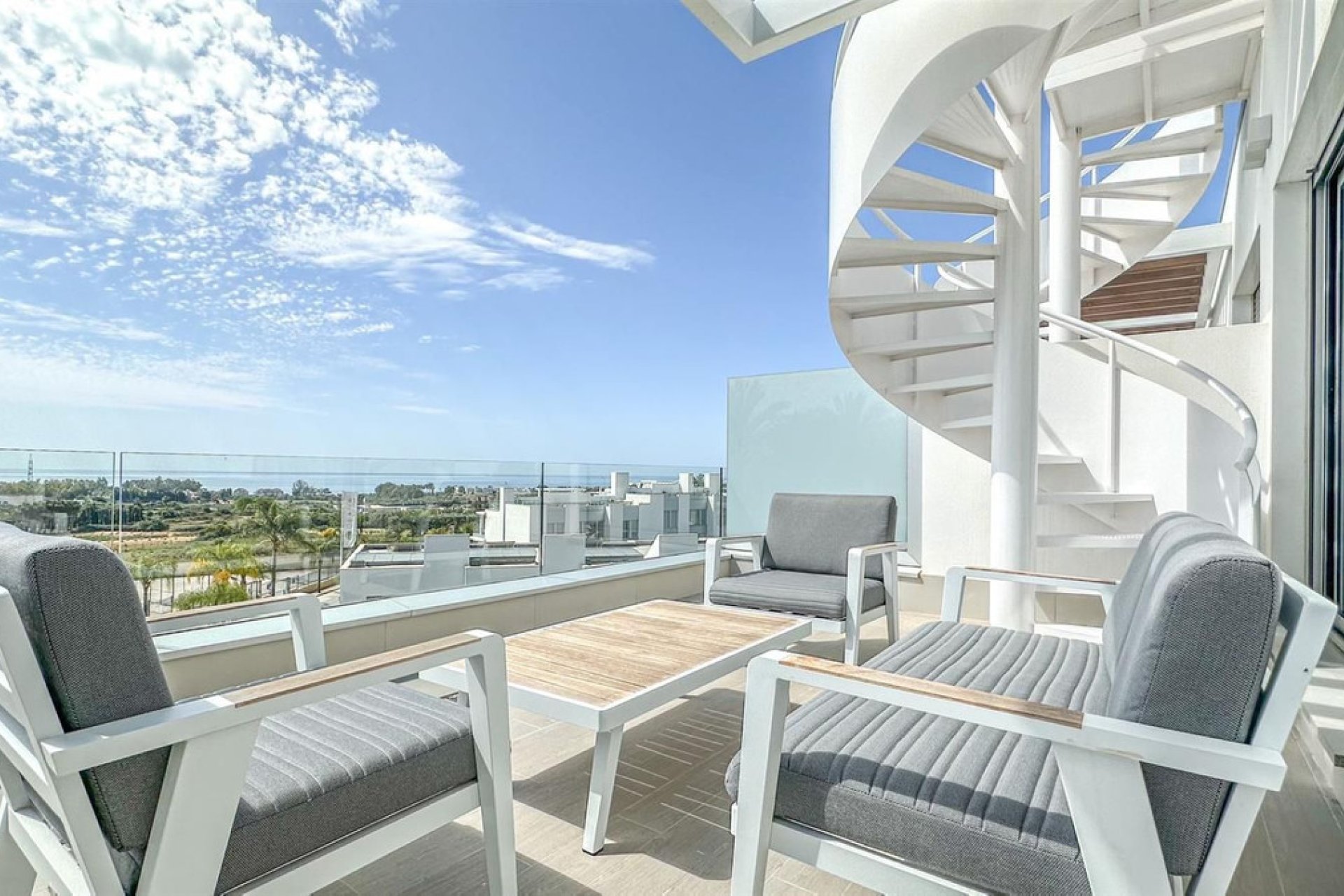 Resale - Apartment - Penthouse - Estepona - New Golden Mile