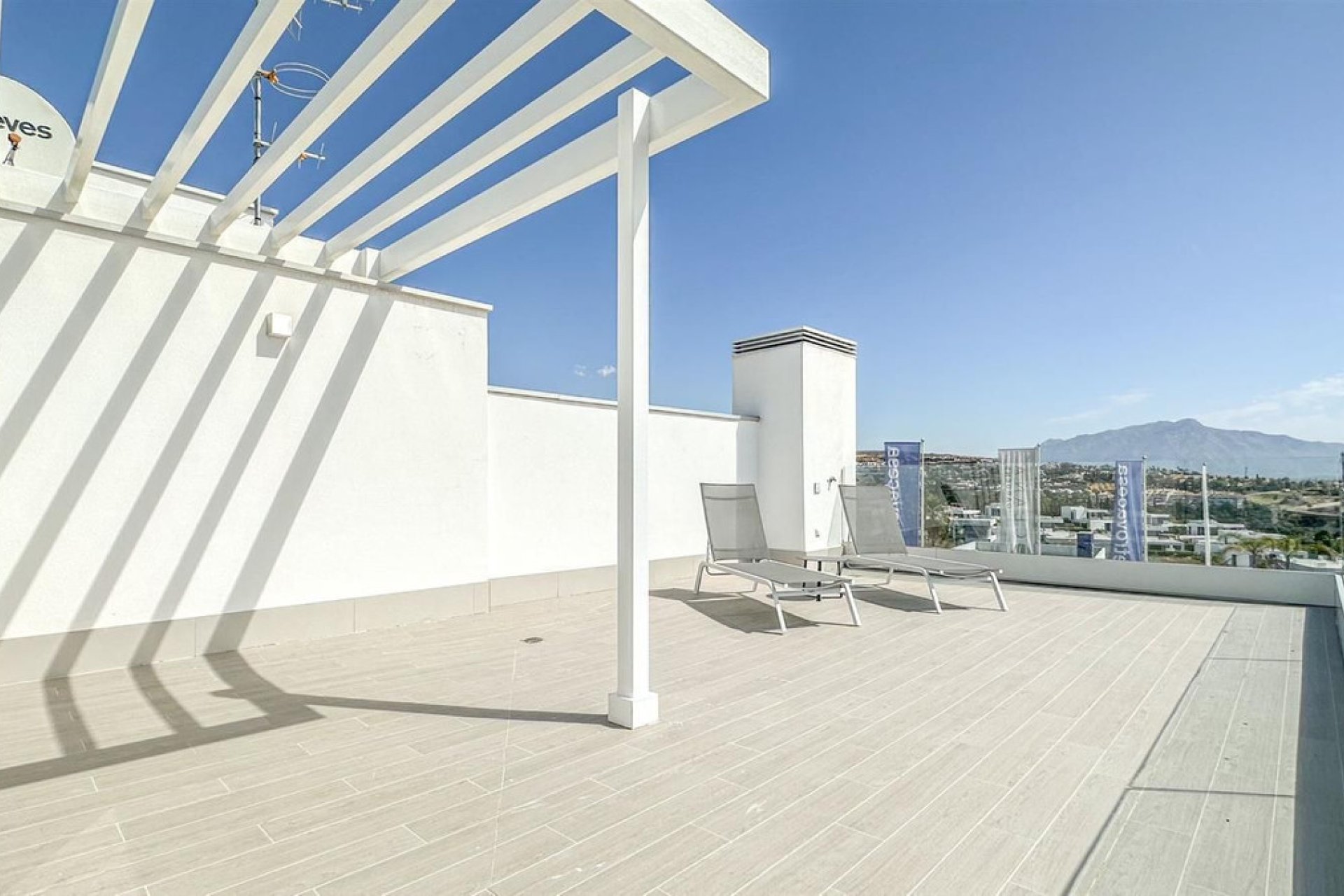 Resale - Apartment - Penthouse - Estepona - New Golden Mile