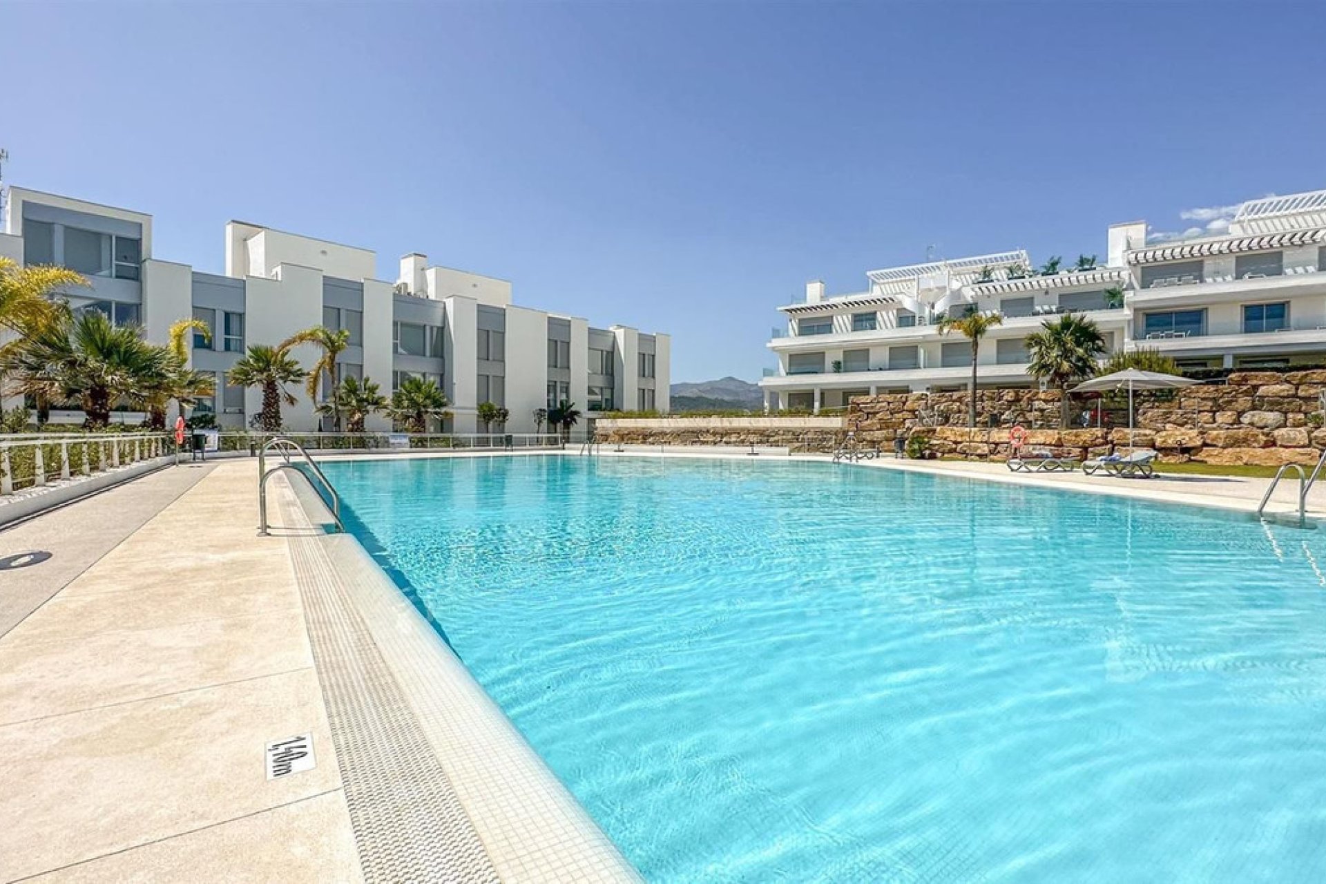 Resale - Apartment - Penthouse - Estepona - New Golden Mile