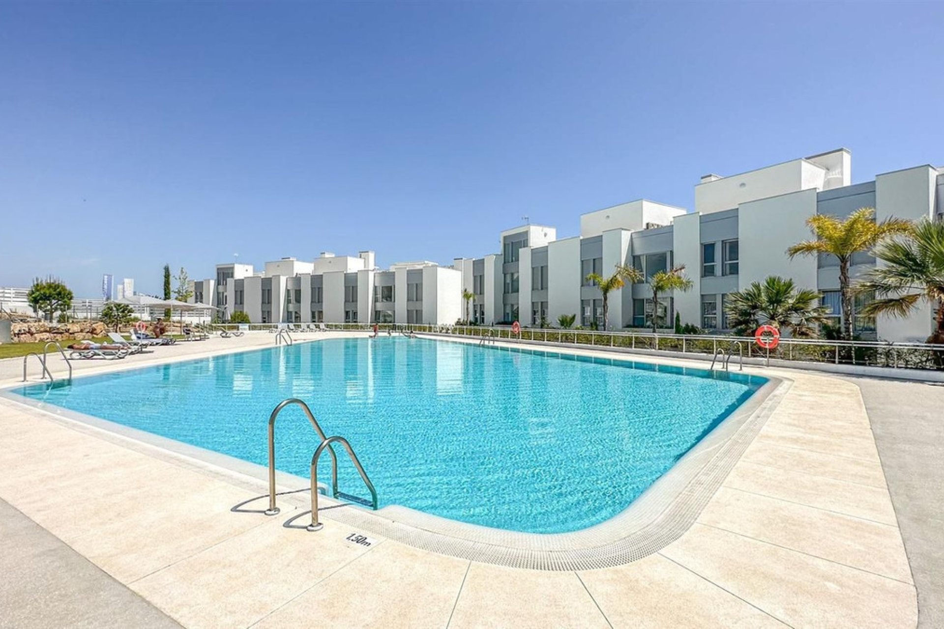 Resale - Apartment - Penthouse - Estepona - New Golden Mile