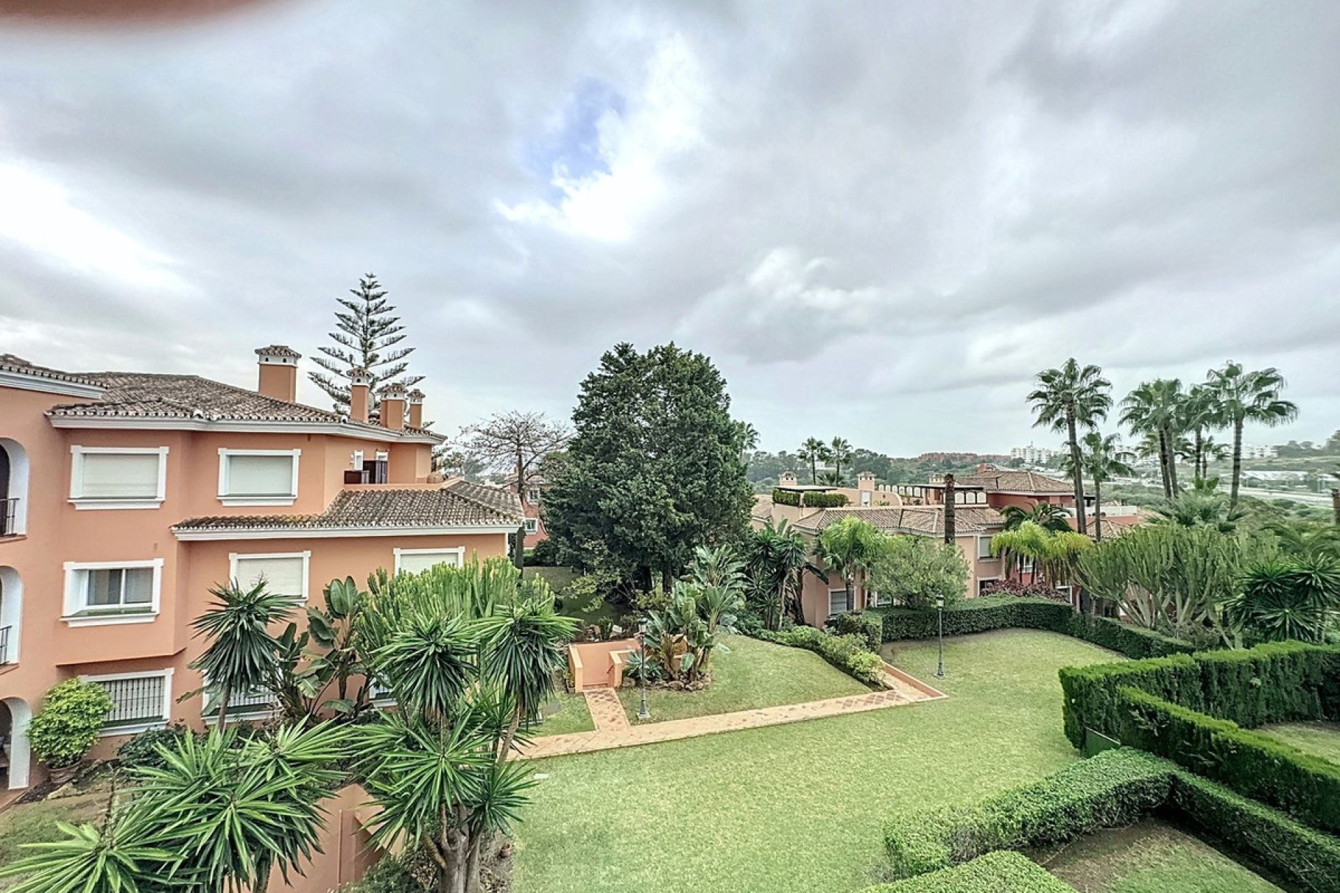 Resale - Apartment - Penthouse - Estepona - New Golden Mile